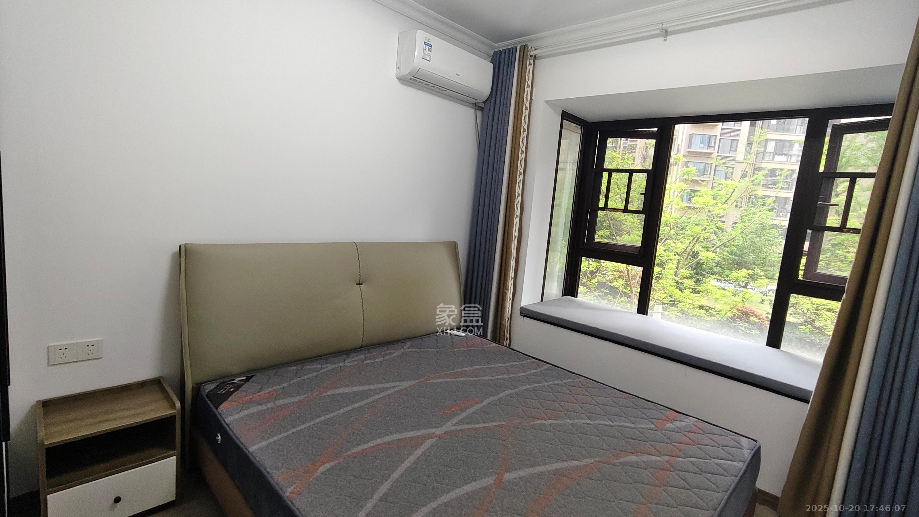 保利大都汇一期、二期  3室2厅2卫    3988.0元/月 保利大都汇一期、二期  3室2厅2卫    3988.0元/月室内图