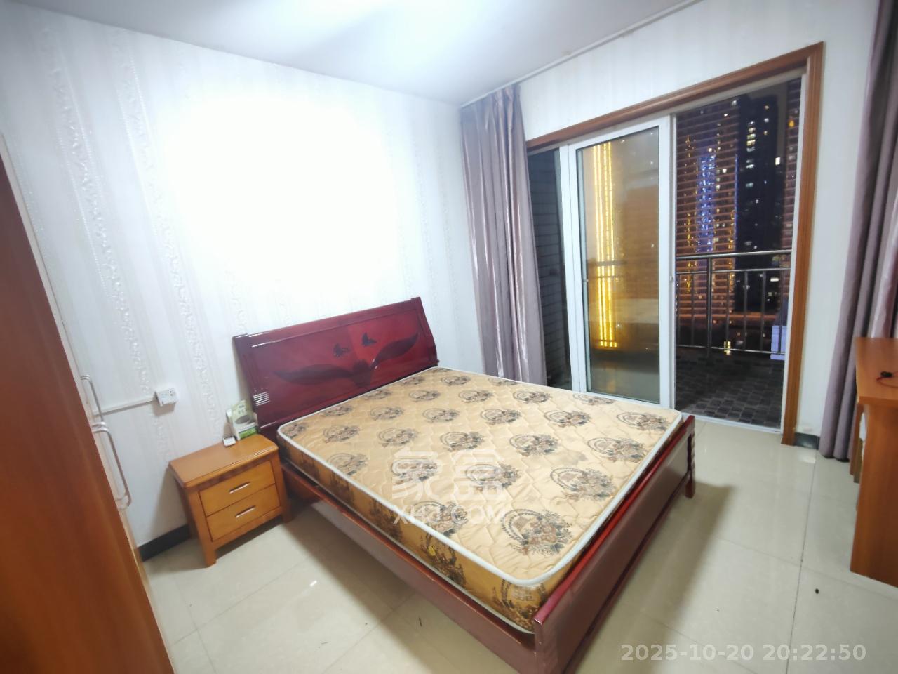 星蓝湾  2室2厅1卫    2500.0元/月室内图