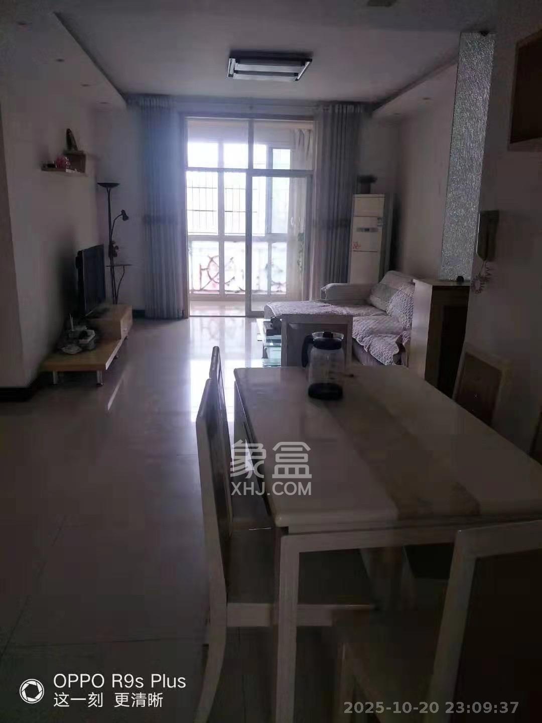 山水人家三期  2室2厅1卫    1800.0元/月