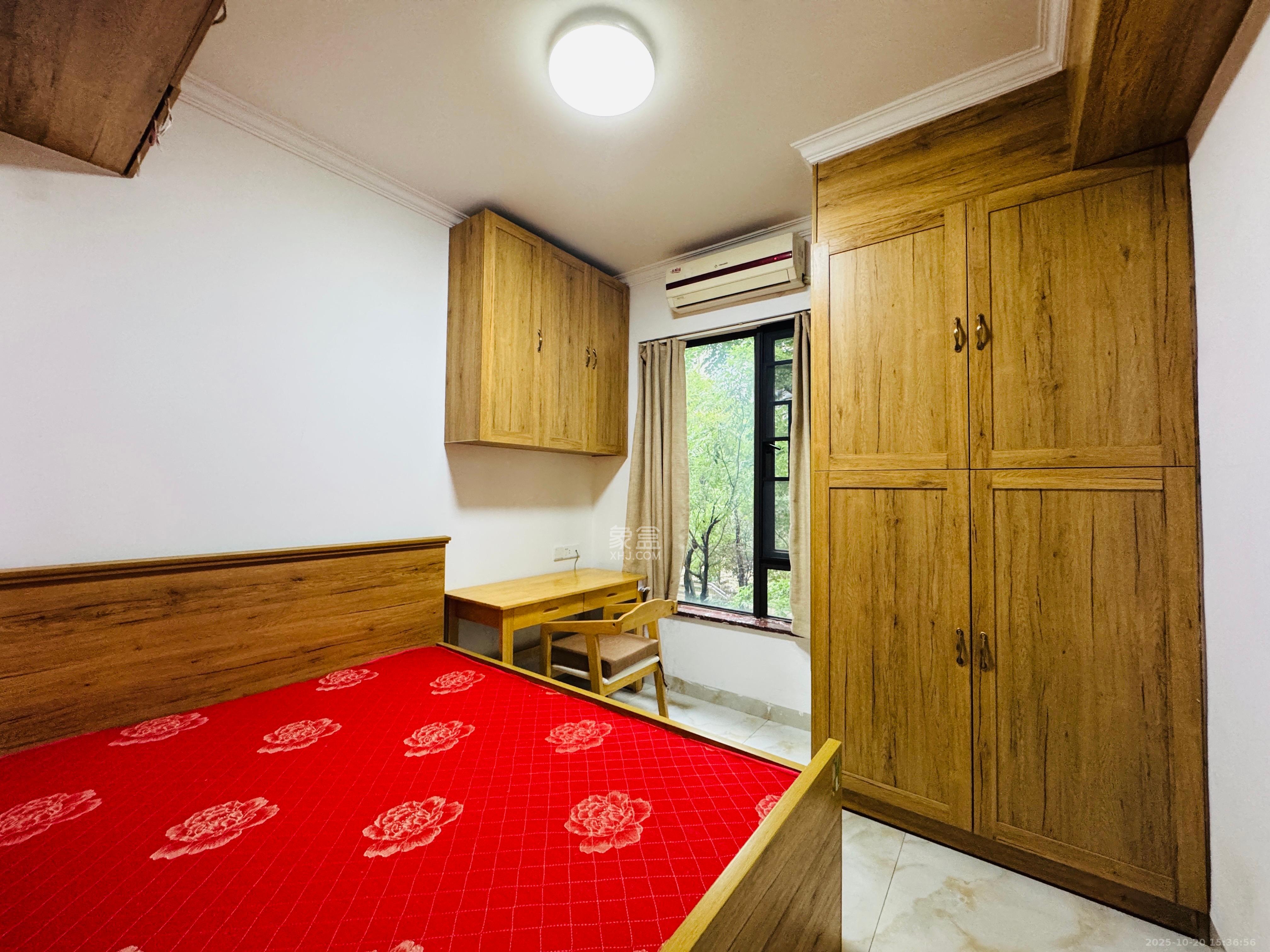 南山雍江汇(滨江国际新城)  4室2厅2卫    4000.0元/月 南山雍江汇(滨江国际新城)  4室2厅2卫    4000.0元/月室内图