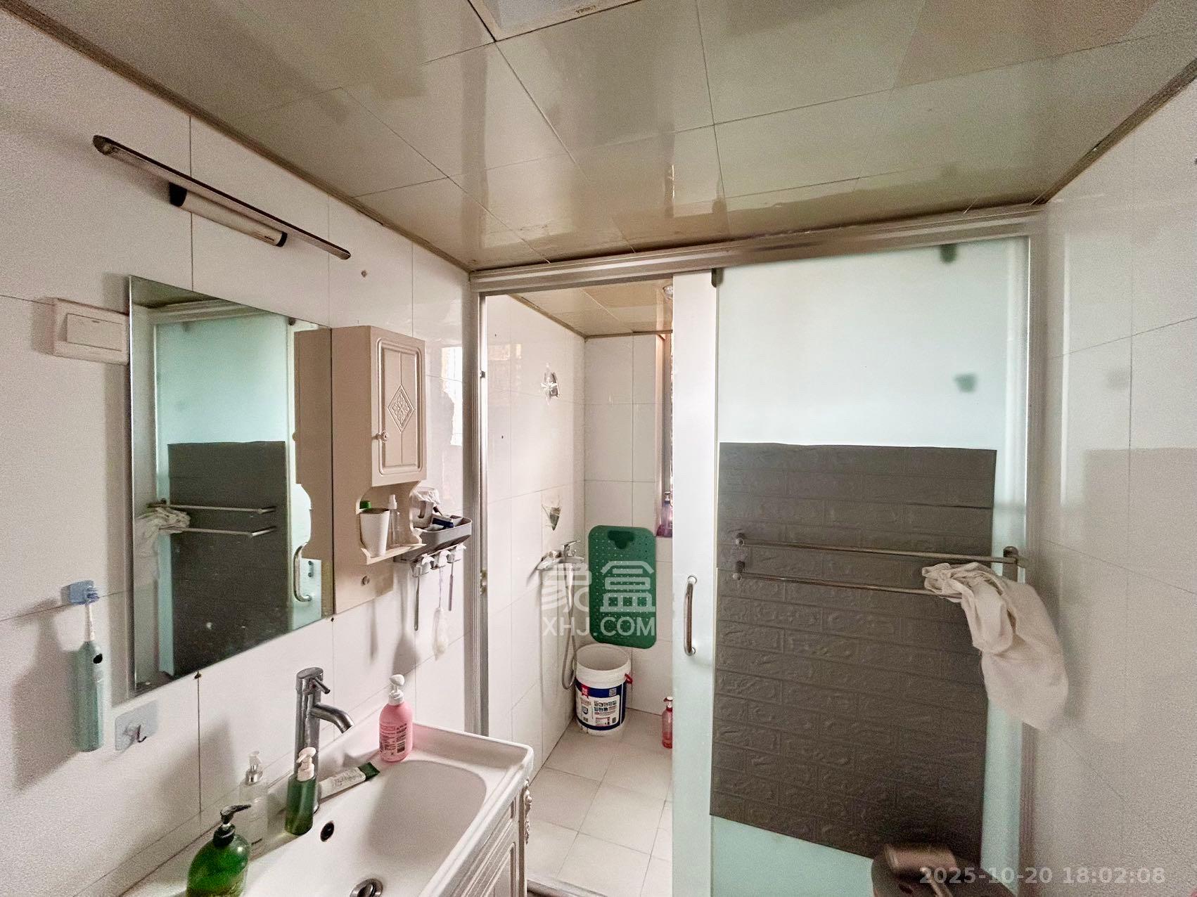 白沙湾嘉园  2室1厅1卫    2200.0元/月室内图