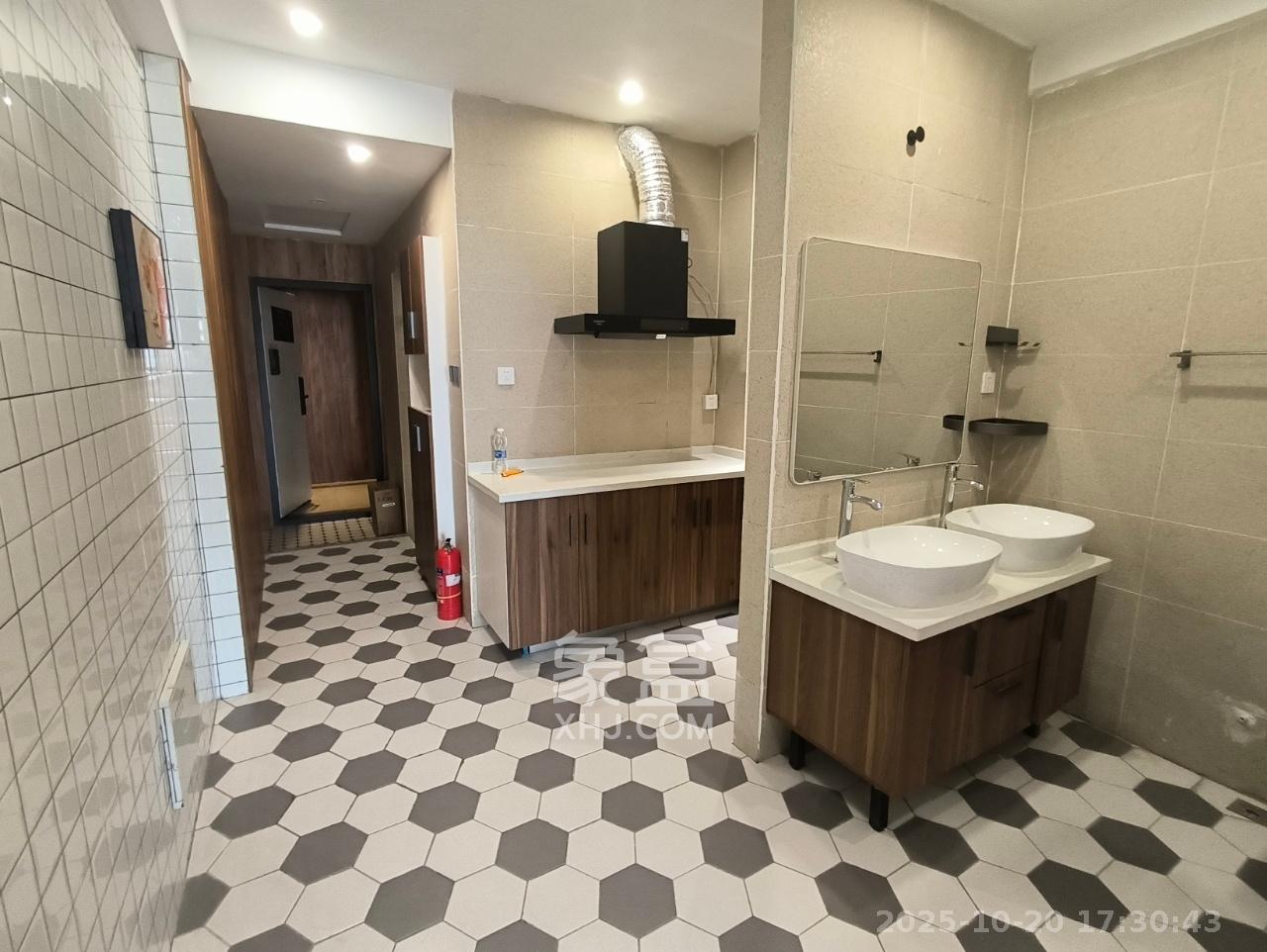 宇成开福广场  1室1厅1卫    1900.0元/月 宇成开福广场  1室1厅1卫    1900.0元/月室内图