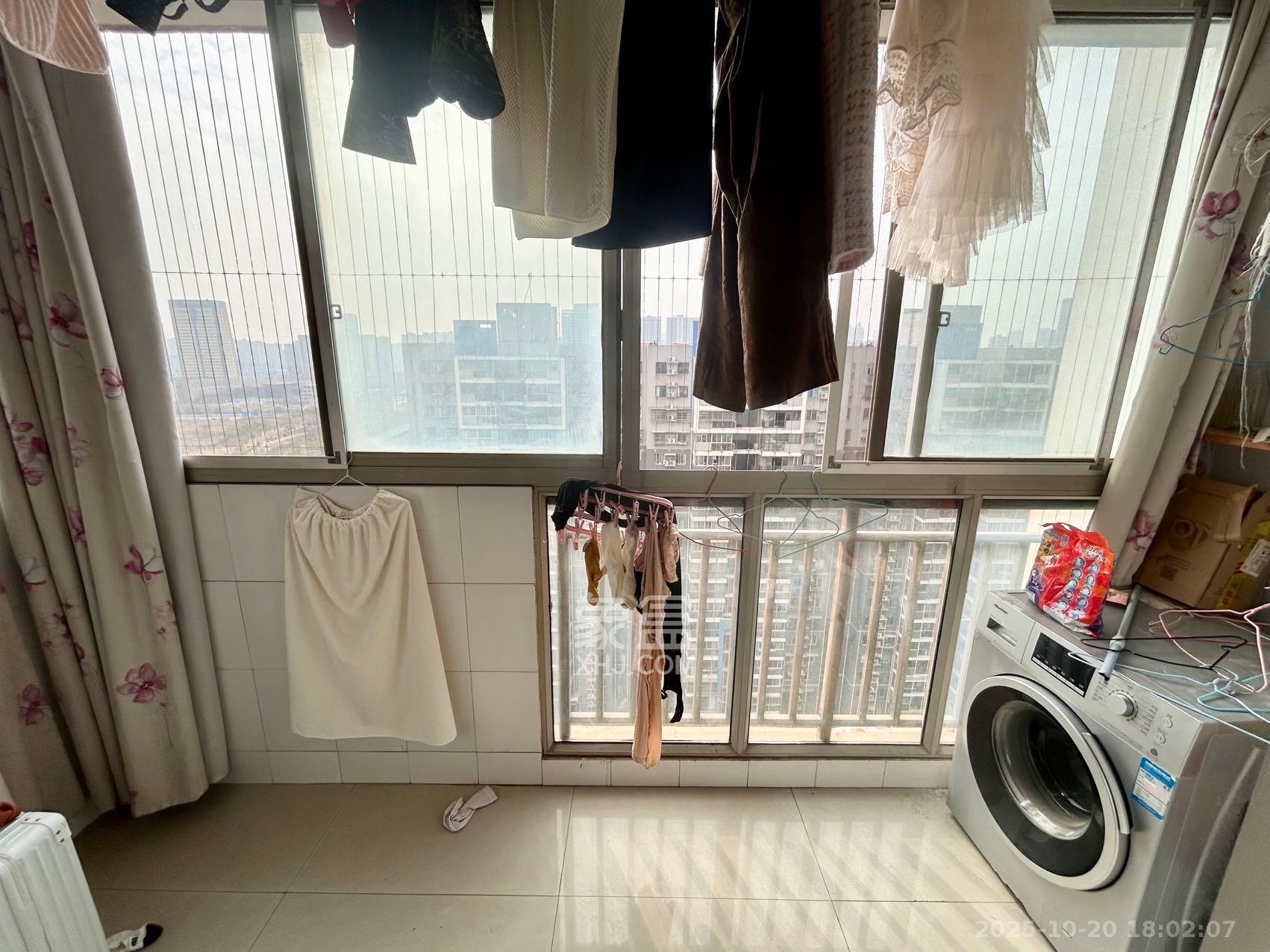 白沙湾嘉园  2室1厅1卫    2200.0元/月室内图