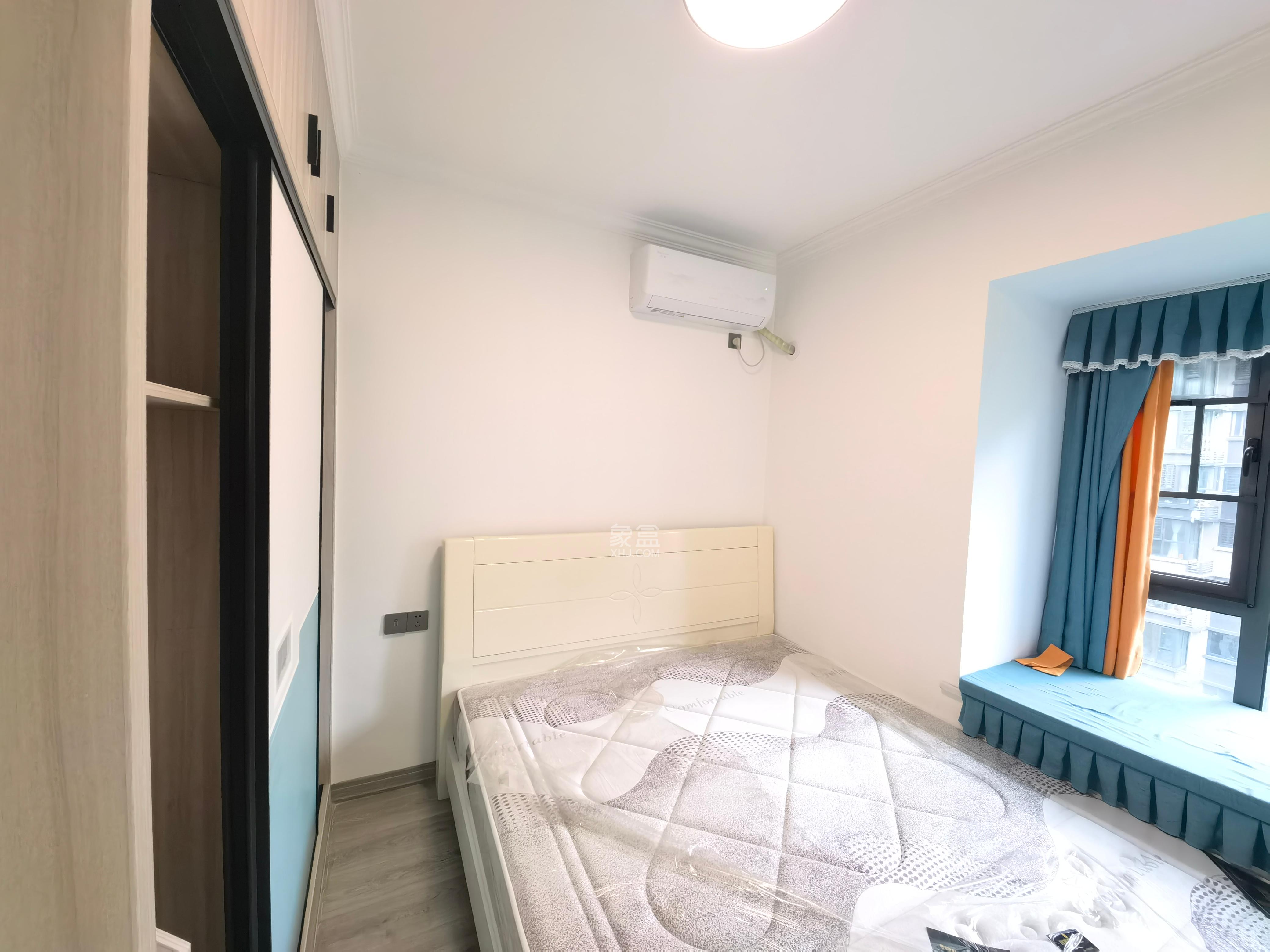 中建悦和城  4室2厅2卫    3500.0元/月室内图