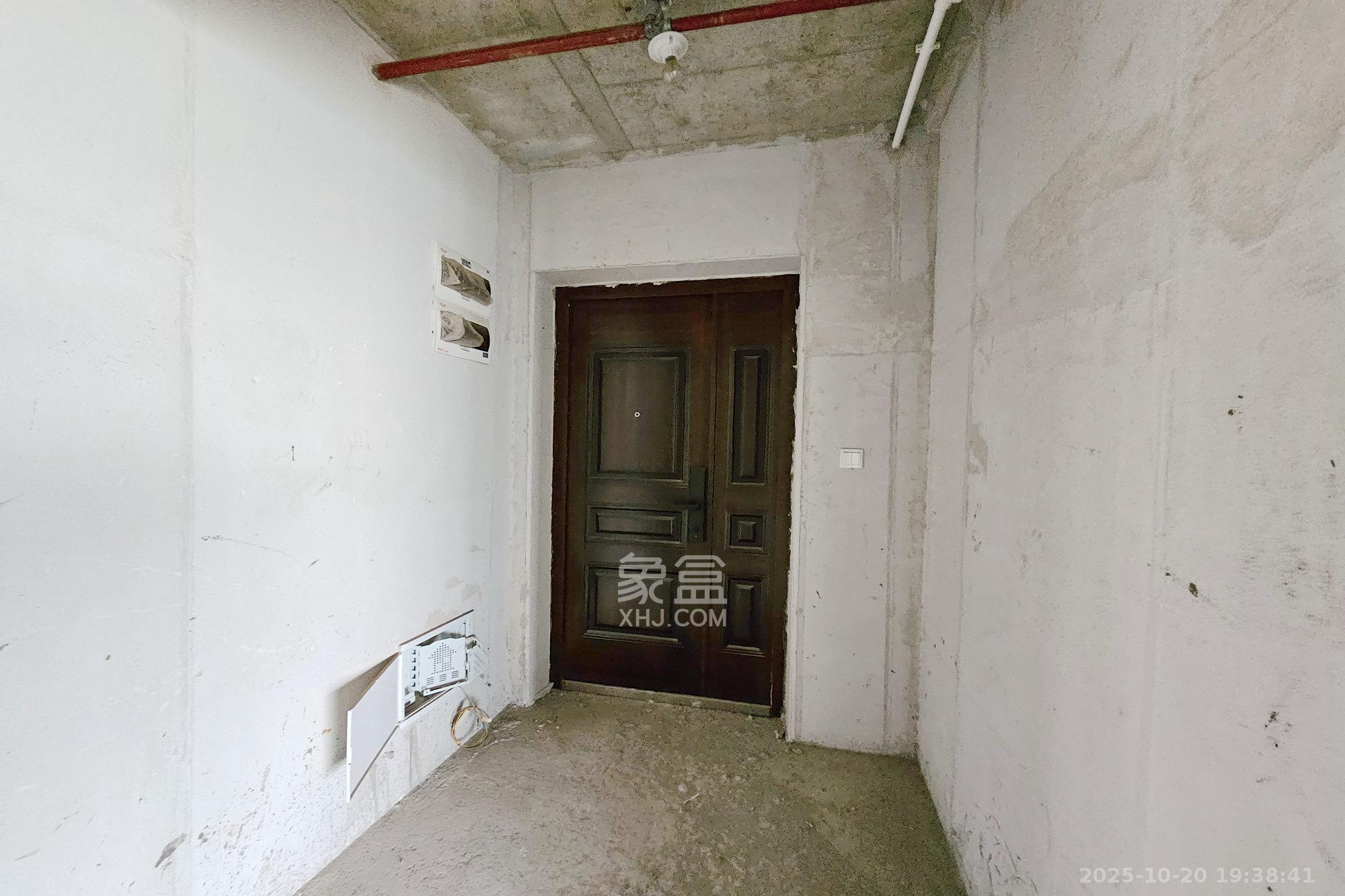 阳光城尚东湾愉景苑 5室2厅3卫 165.0万 阳光城尚东湾愉景苑 5室2厅3卫 165.0万其他