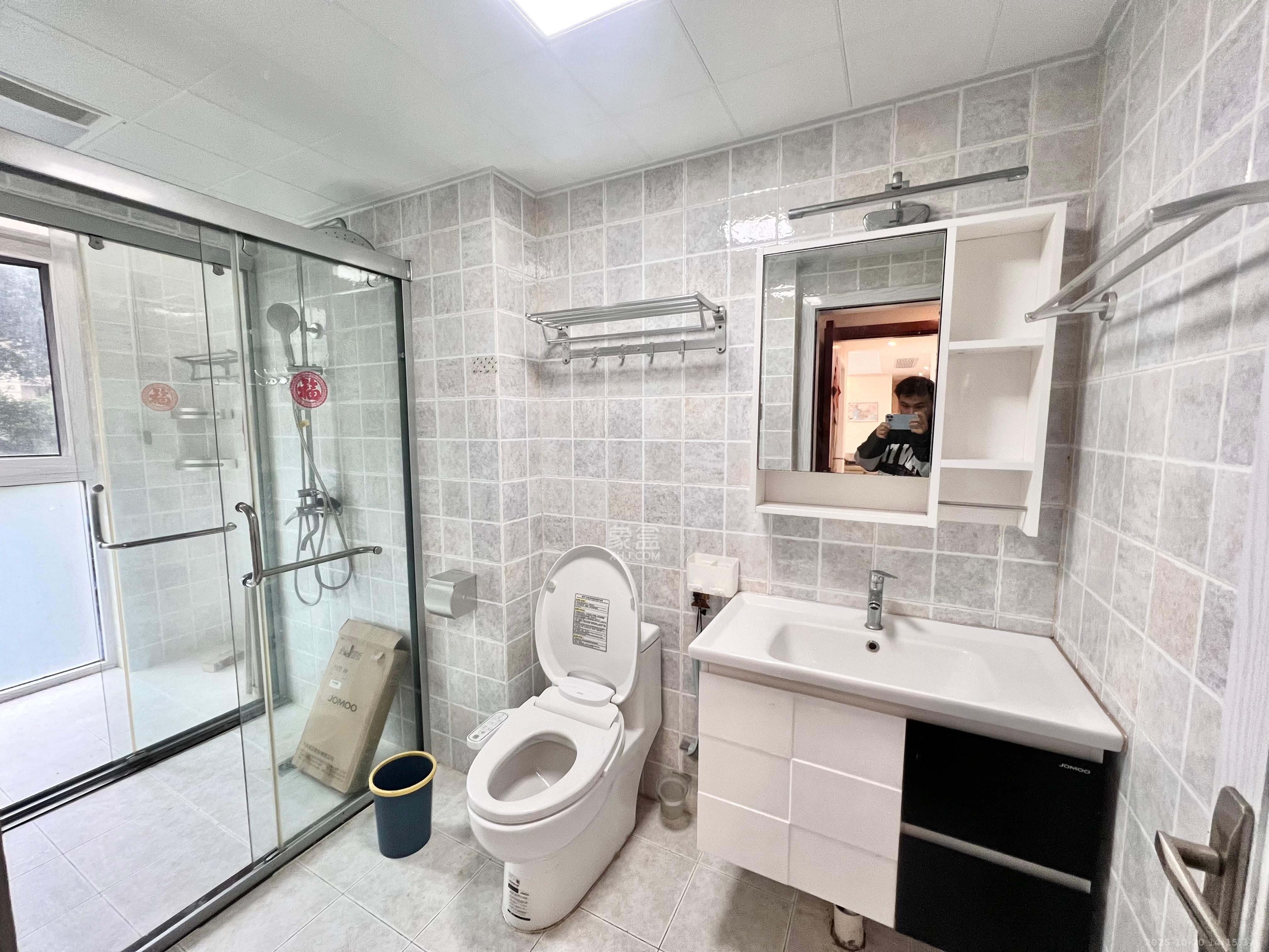 红星国际公馆  4室2厅1卫    3500.0元/月室内图