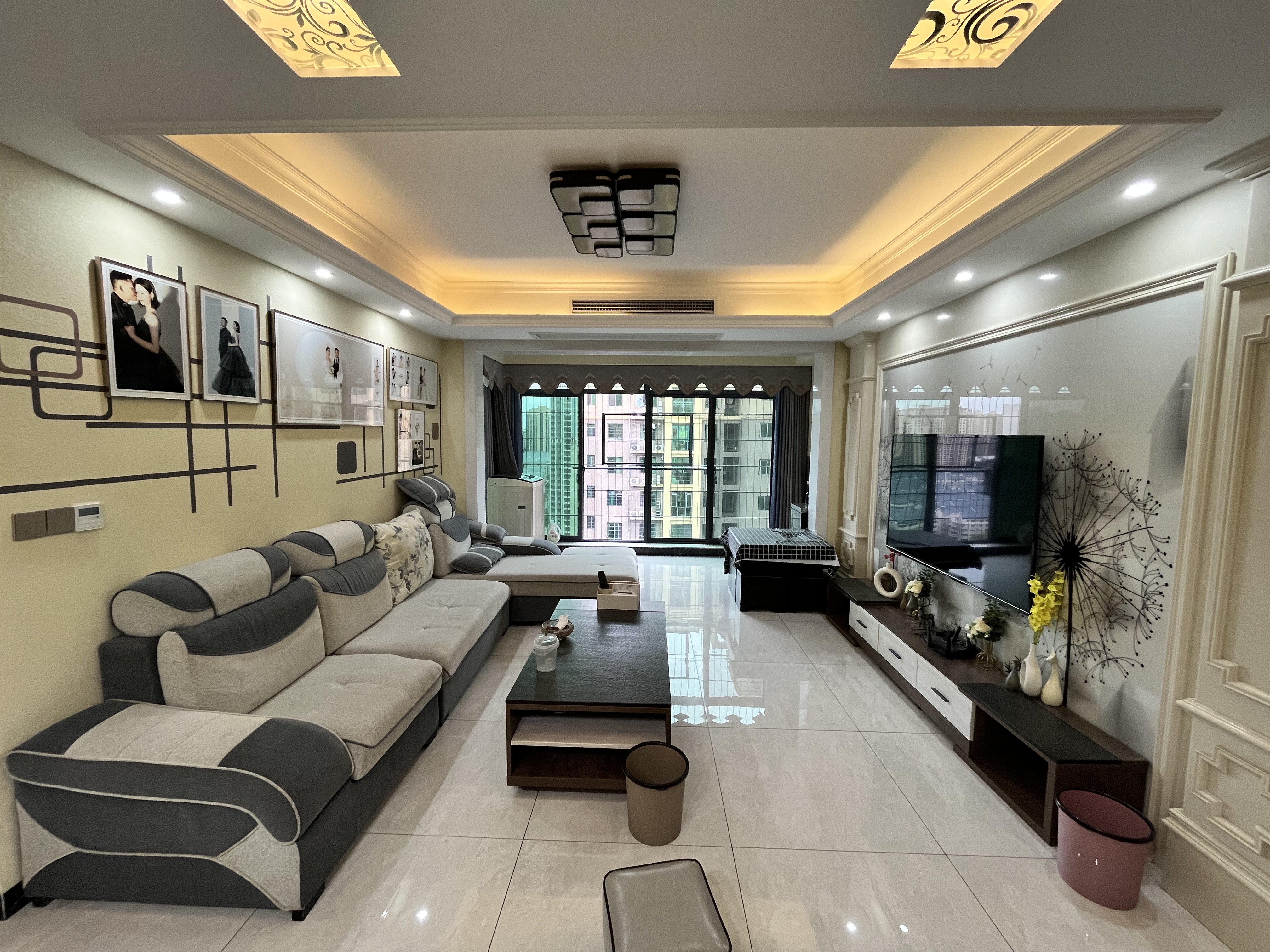 西子莲花  3室2厅1卫    2500.0元/月户型图