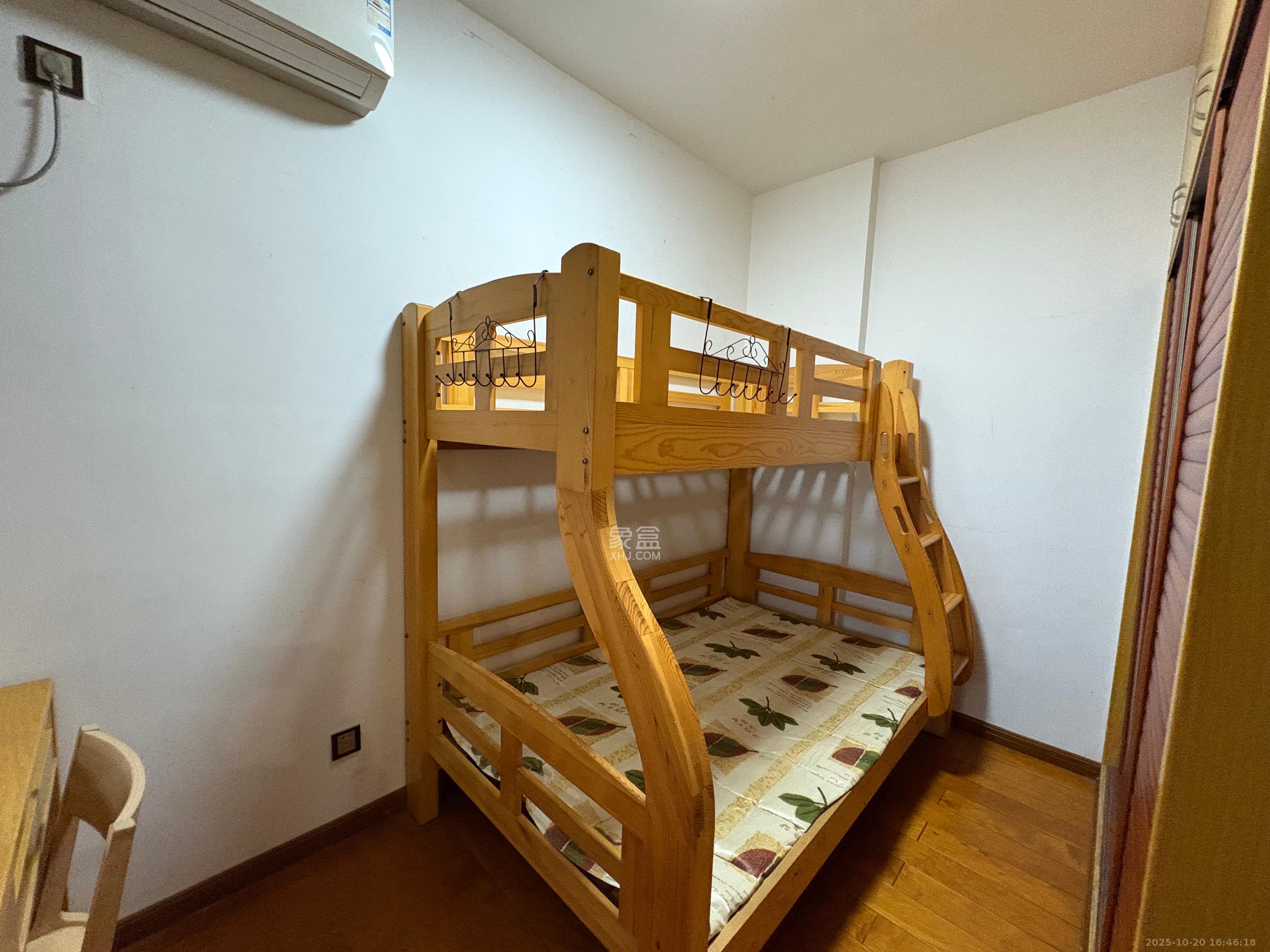 通用时代国际社区  2室1厅1卫    2200.0元/月室内图