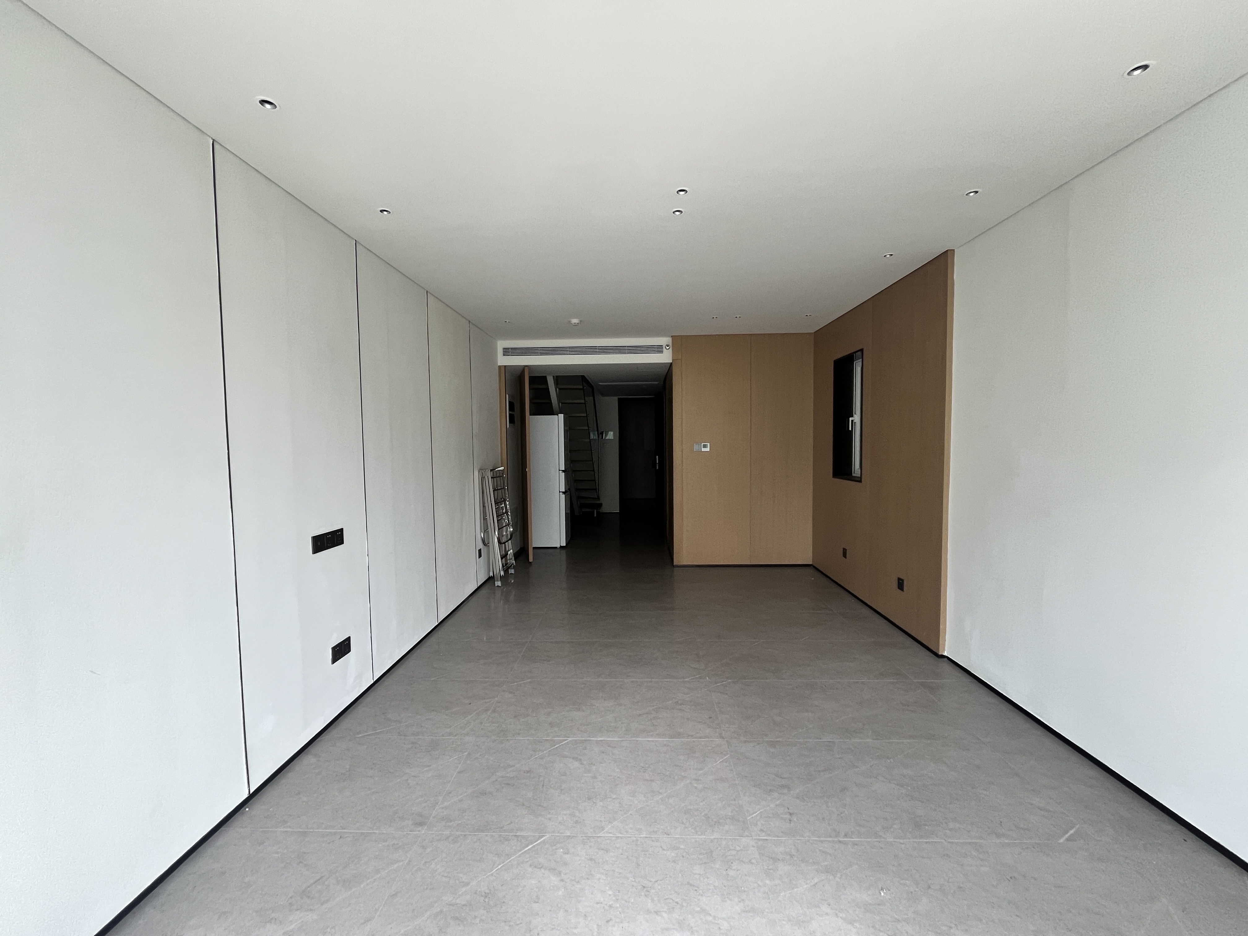 罗牛山玖悦台 2室1厅2卫 2800.0元/月 罗牛山玖悦台 2室1厅2卫 2800.0元/月室内图