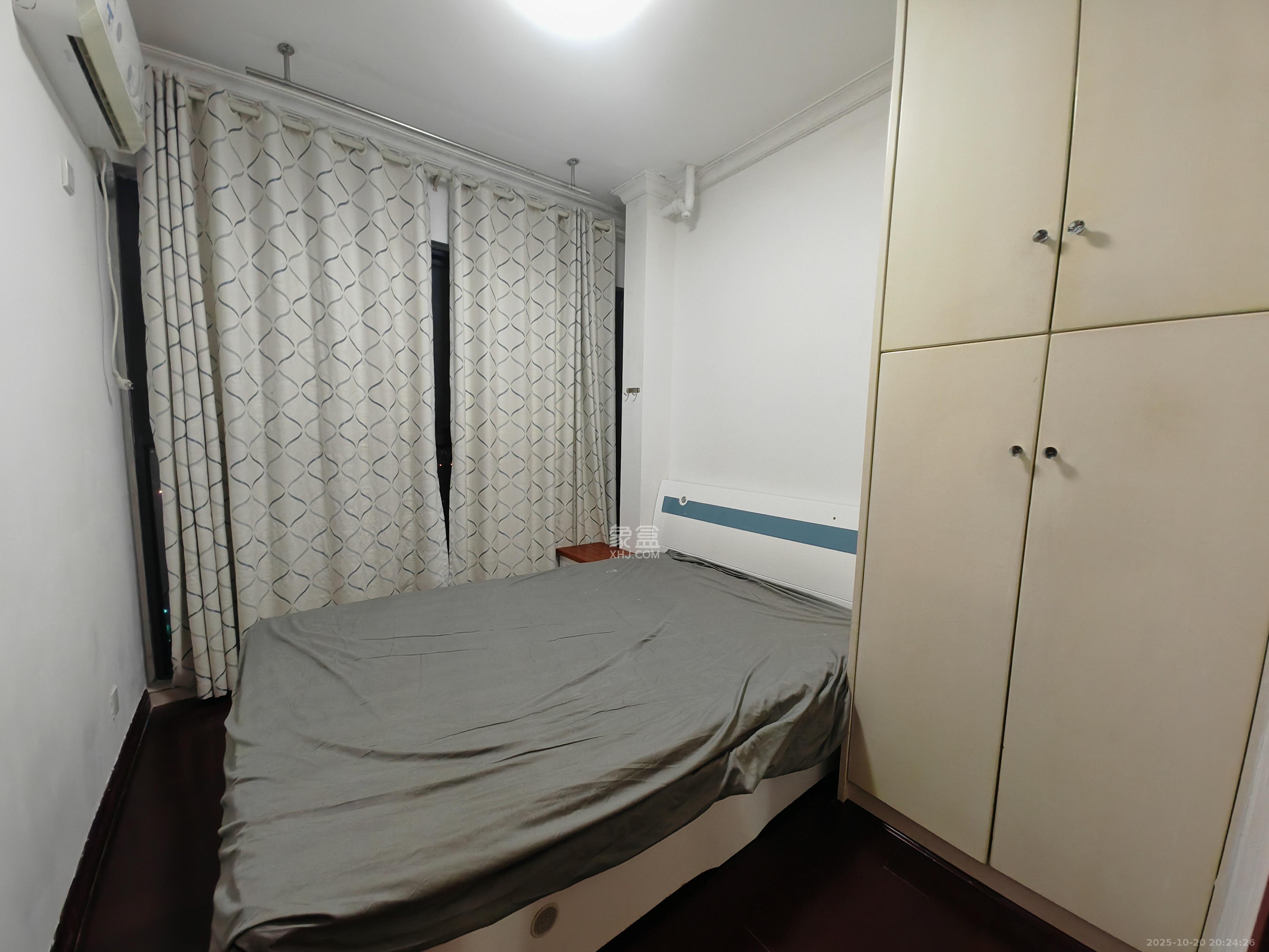 钰龙天下二期（钰龙佳园）  3室2厅2卫    2700.0元/月室内图