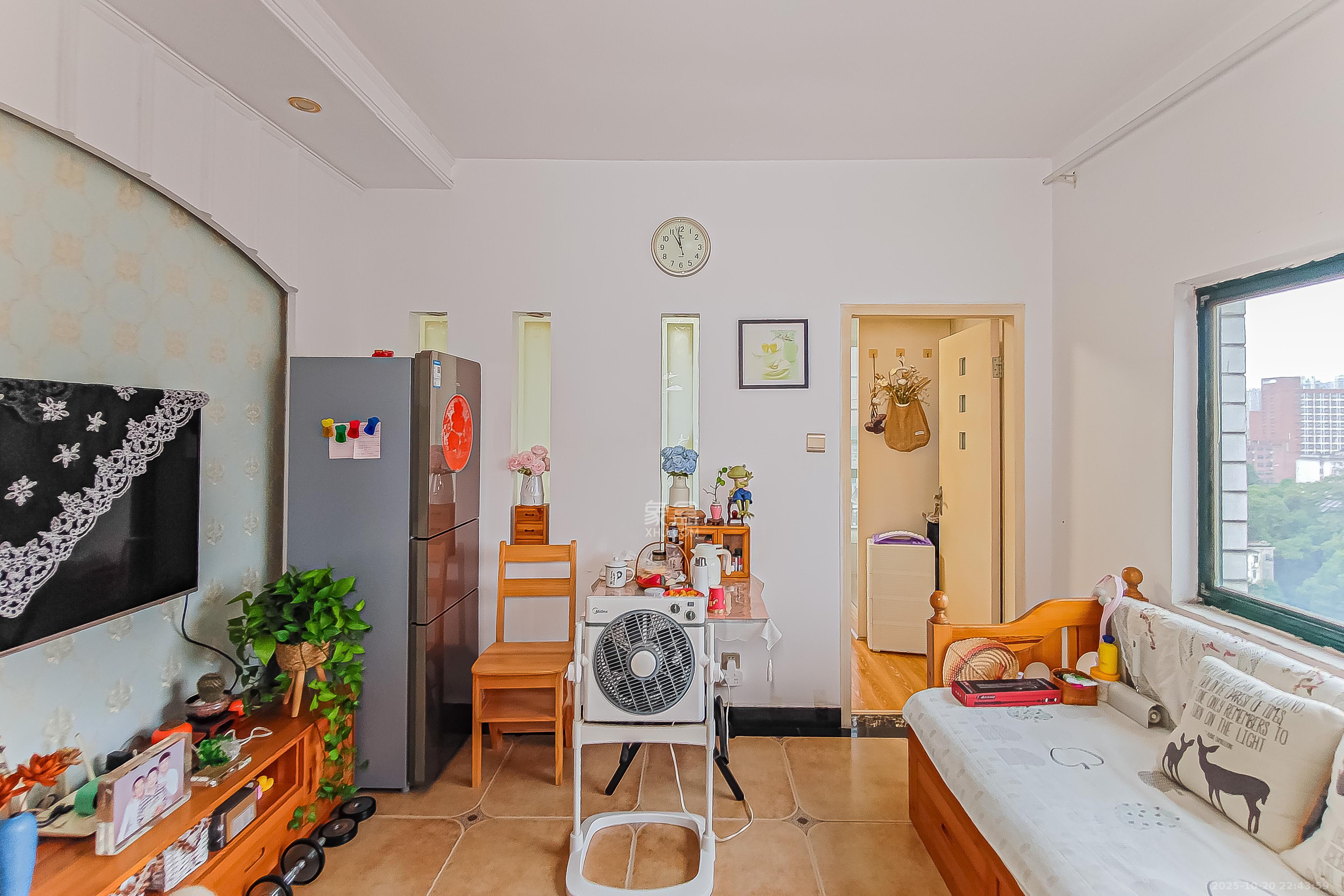 永宏佳园 2室1厅1卫 61.8万 永宏佳园 2室1厅1卫 61.8万客厅