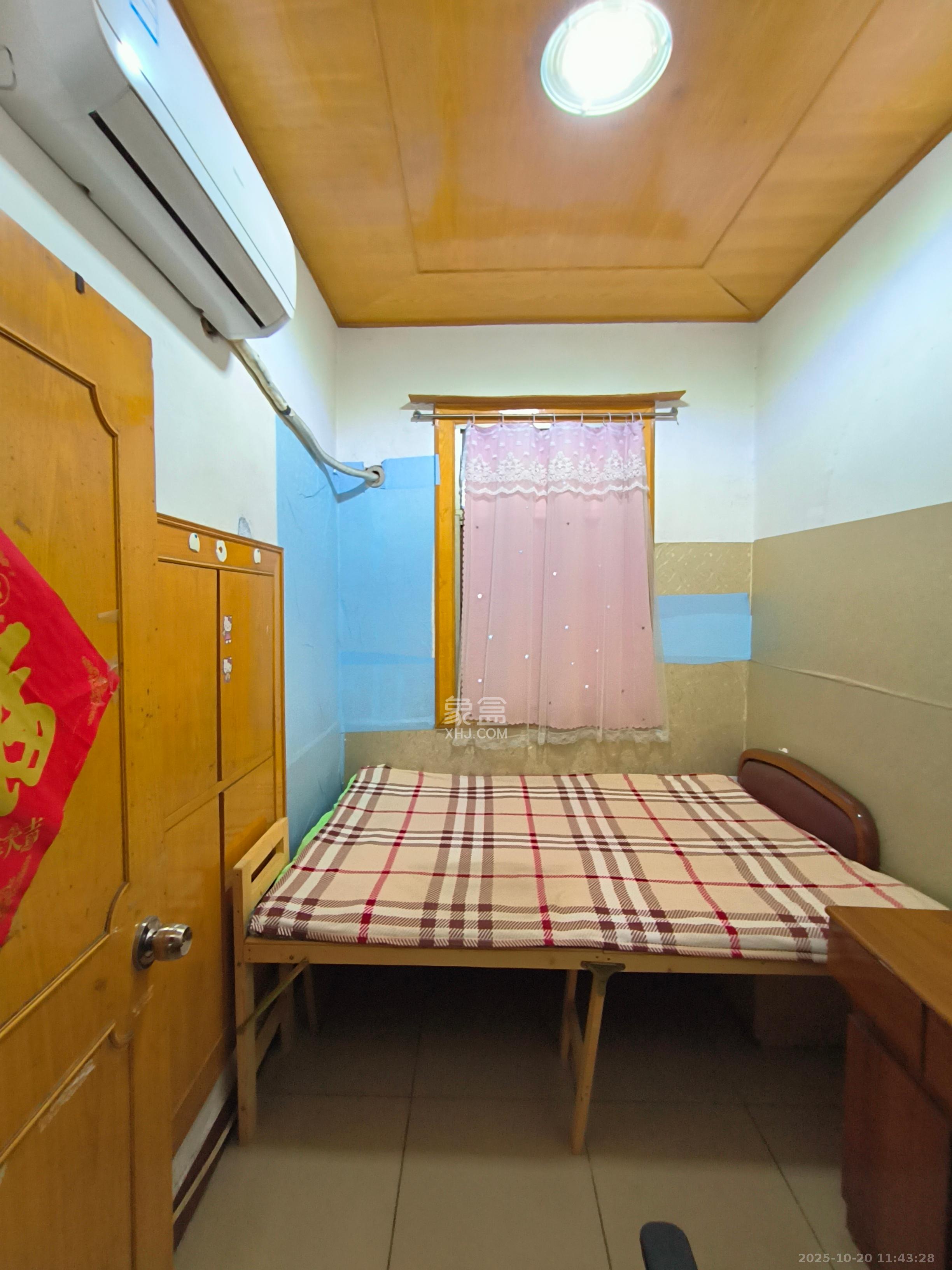 韭菜园  2室1厅1卫    1800.0元/月 韭菜园  2室1厅1卫    1800.0元/月室内图