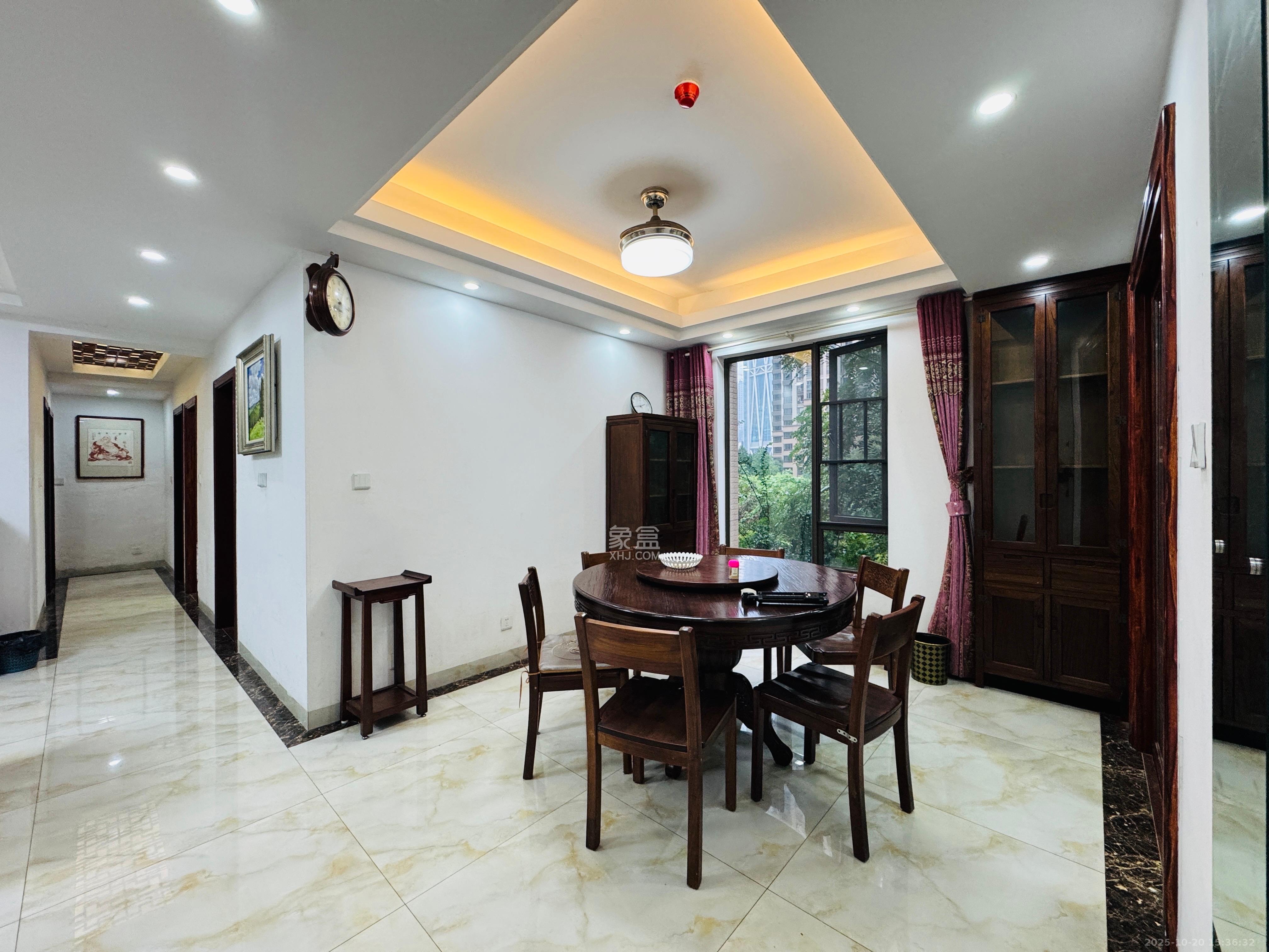 南山雍江汇（滨江国际新城）  4室2厅2卫    4000.0元/月室内图