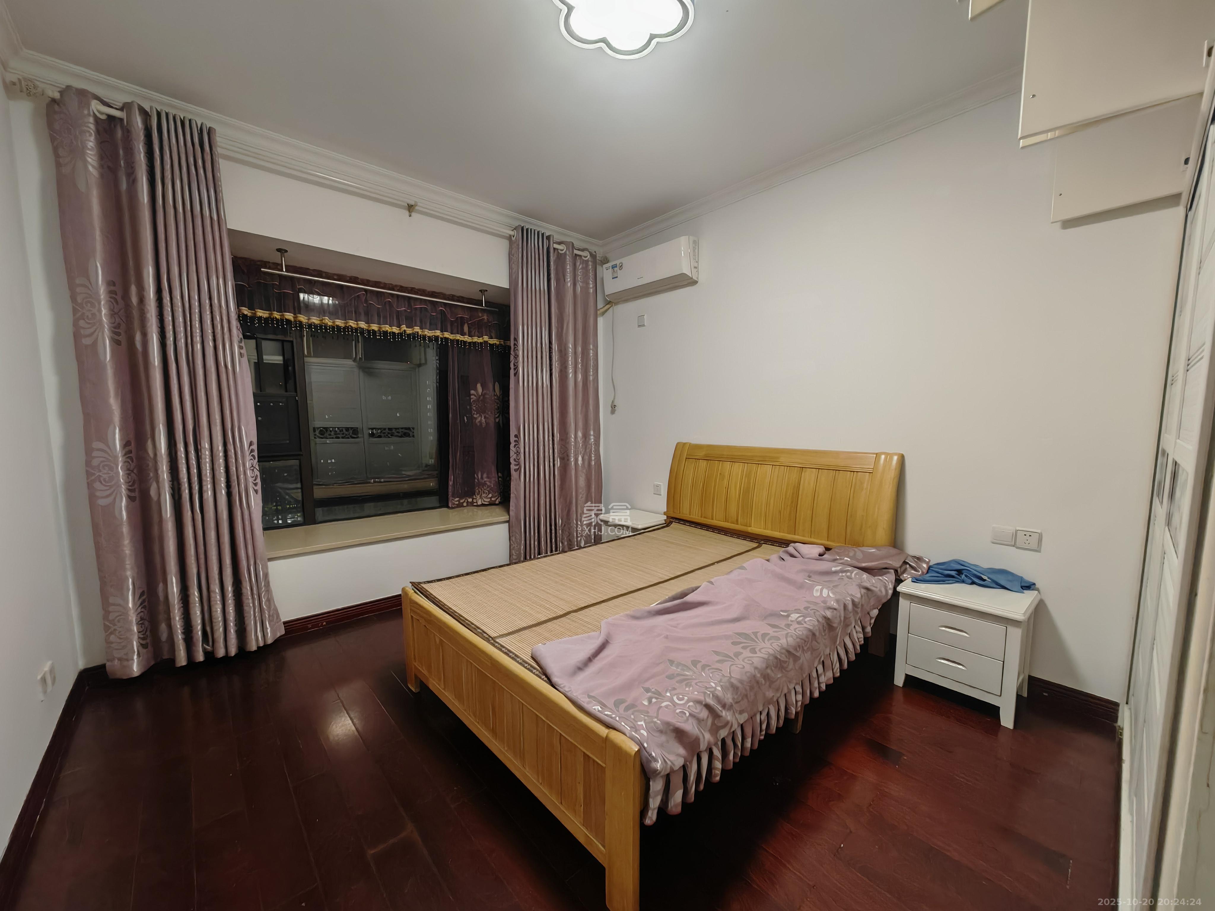 钰龙天下二期（钰龙佳园）  3室2厅2卫    2700.0元/月室内图