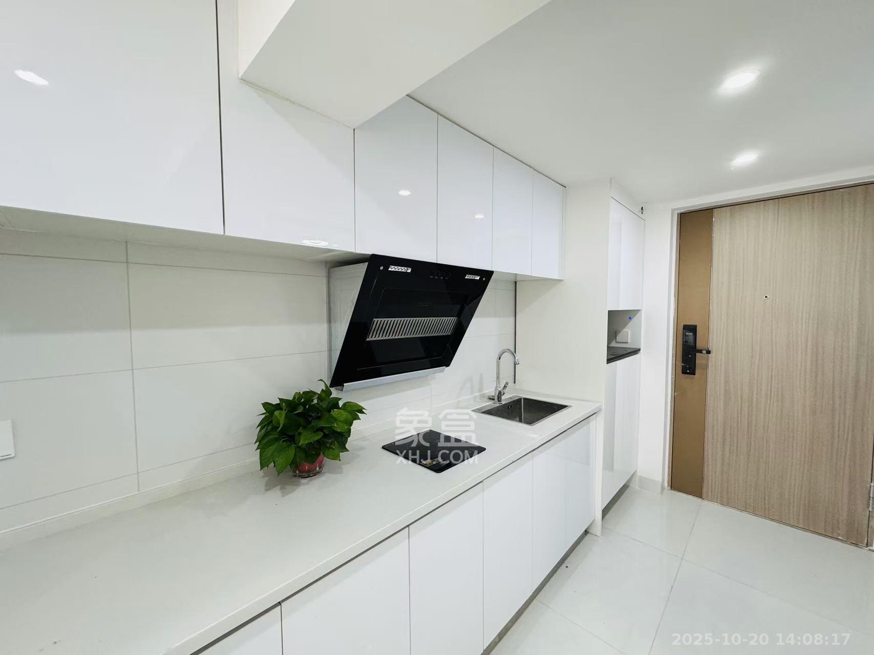 力高凤凰新天  2室2厅1卫    2600.0元/月 力高凤凰新天  2室2厅1卫    2600.0元/月室内图