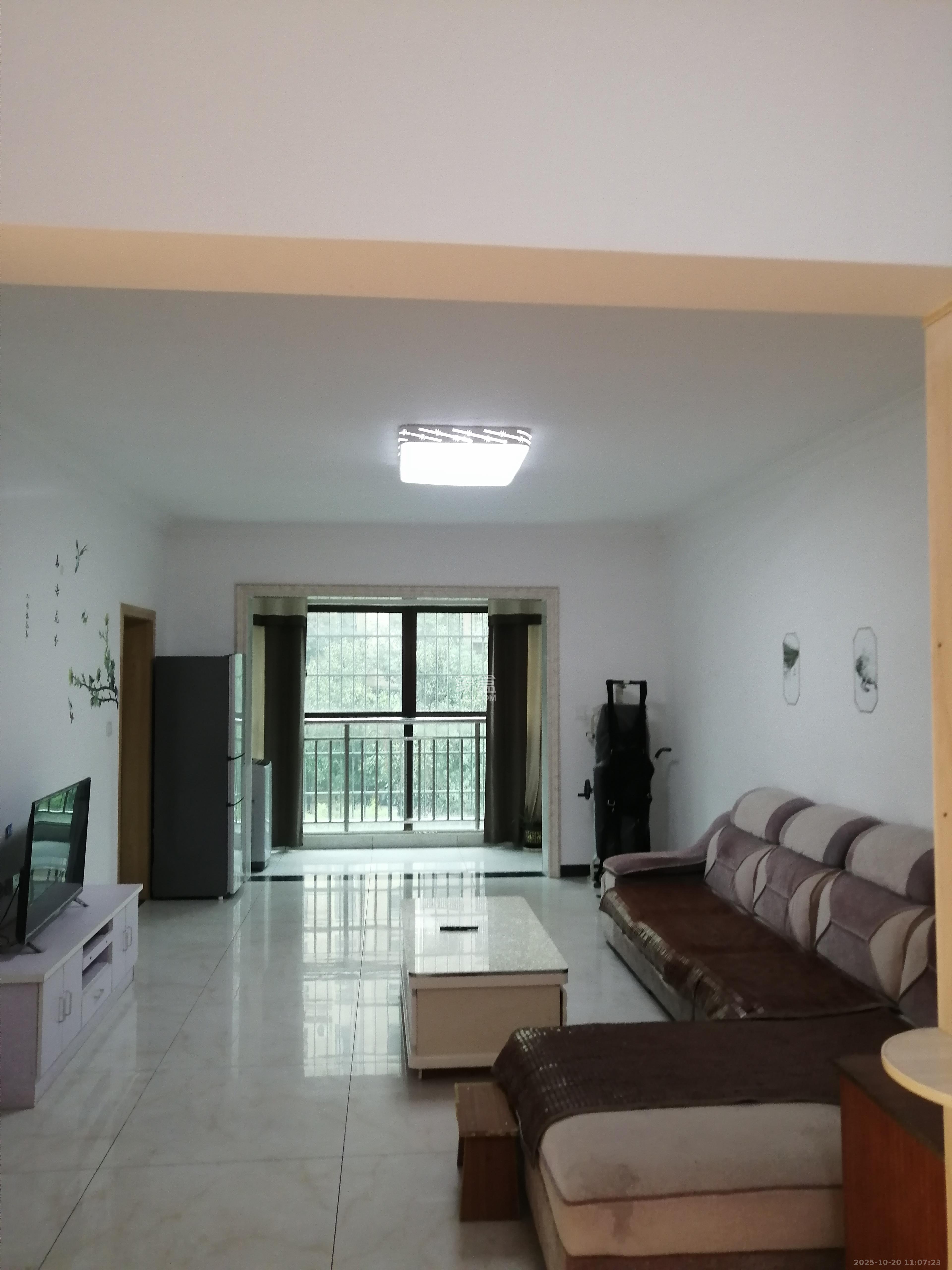 鄱阳佳郡 1室0厅0卫 1800.0元/月 鄱阳佳郡 1室0厅0卫 1800.0元/月室内图