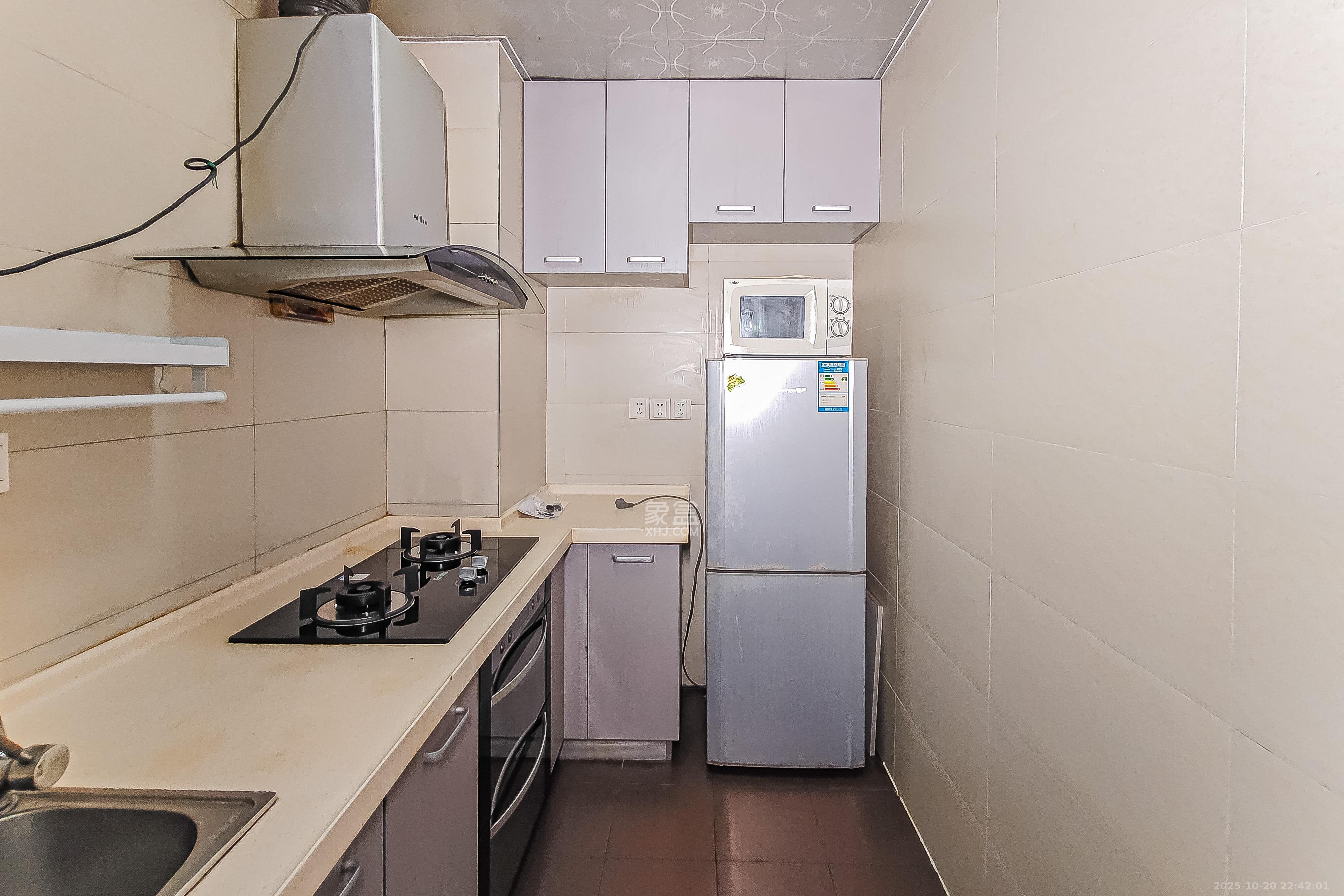 君庭金福苑  2室1厅1卫    65.0万厨房