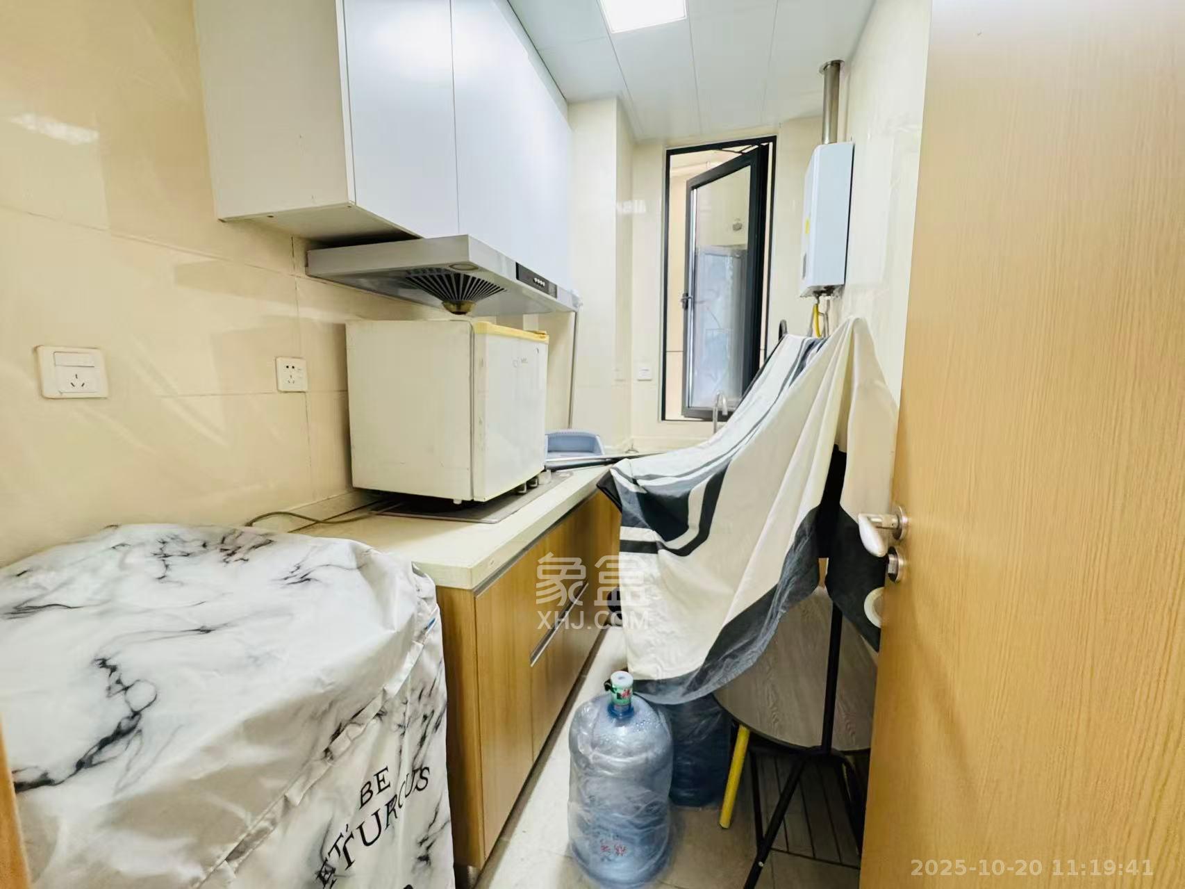 启迪协信中心  2室2厅1卫    2500.0元/月 启迪协信中心  2室2厅1卫    2500.0元/月室内图