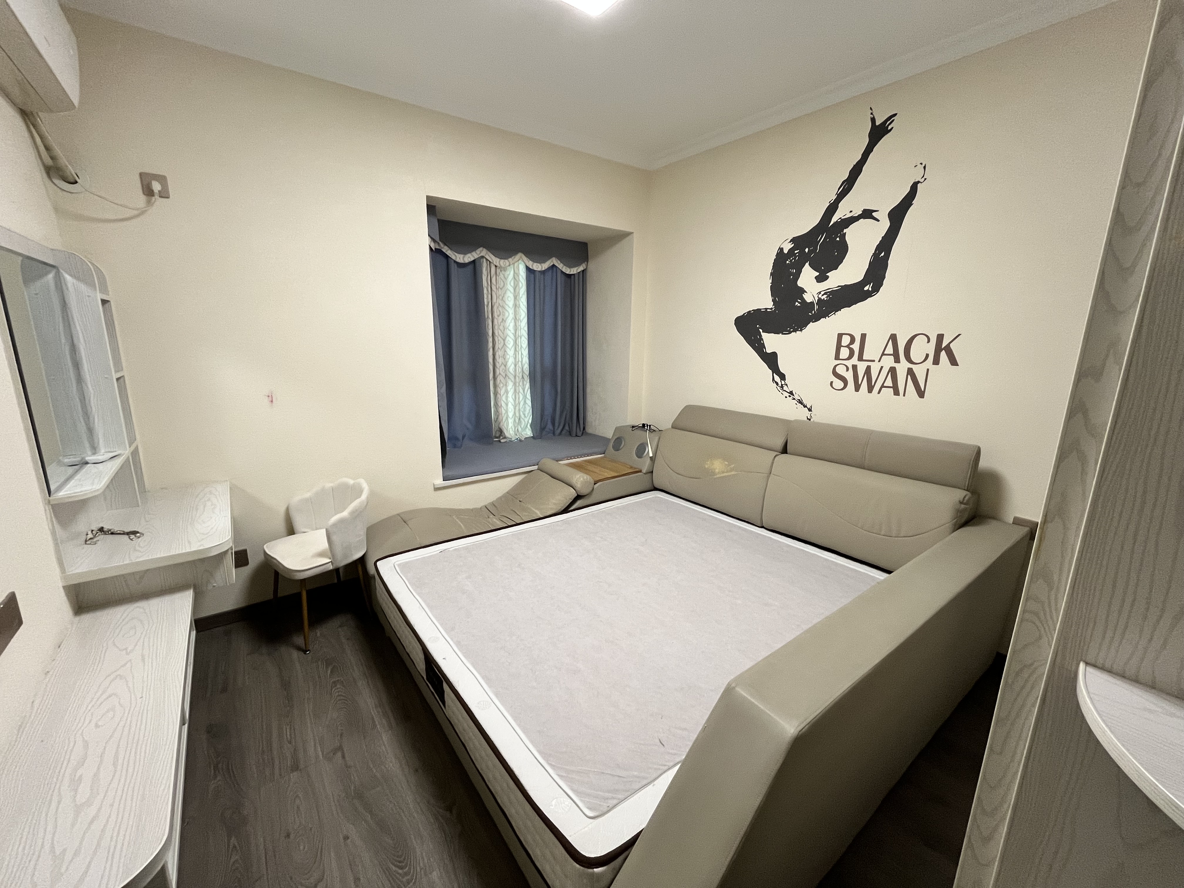 西子莲花 3室2厅1卫 2500.0元/月 西子莲花 3室2厅1卫 2500.0元/月户型图