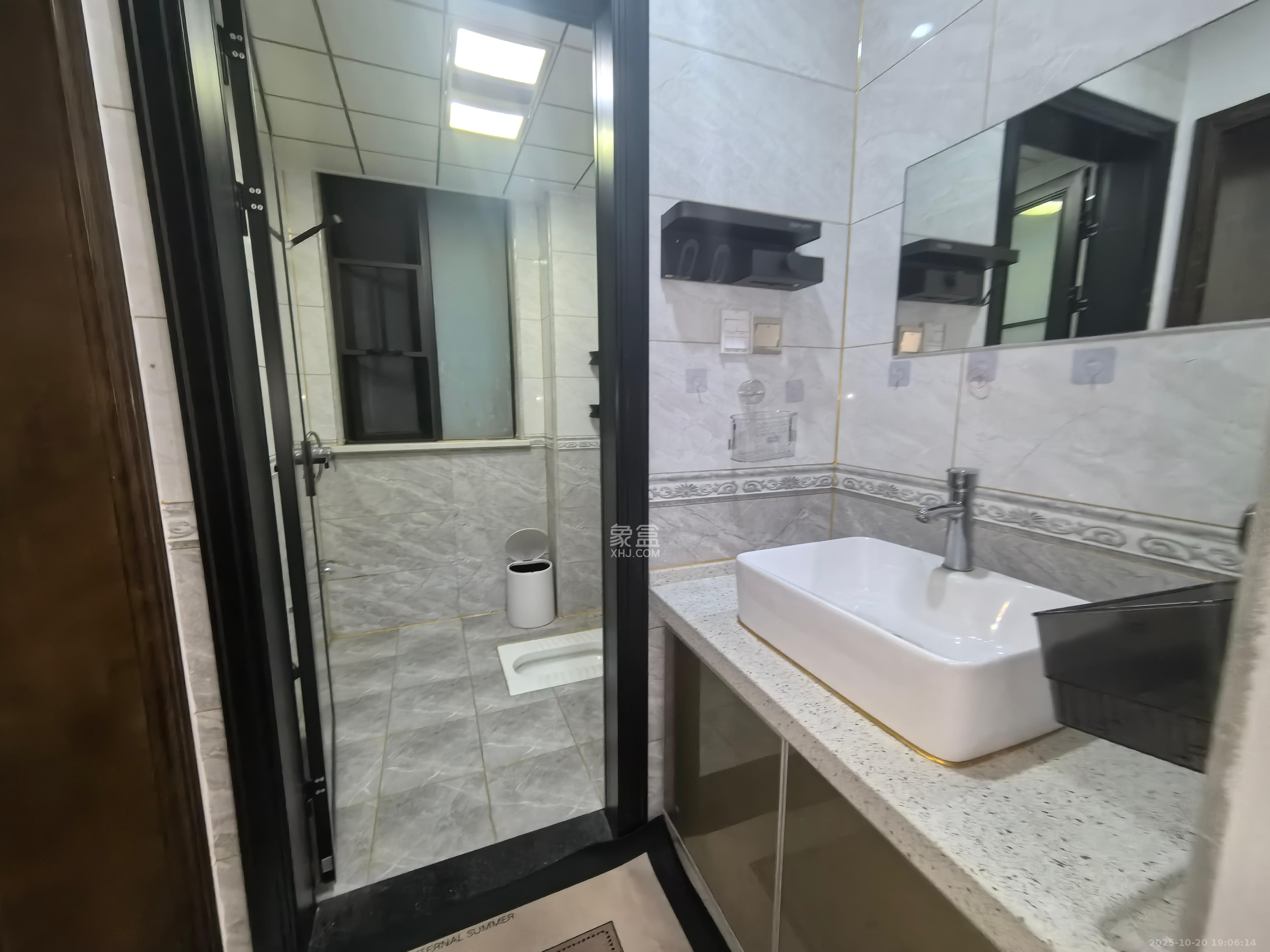 南城印象  3室2厅1卫    2400.0元/月 南城印象  3室2厅1卫    2400.0元/月室内图