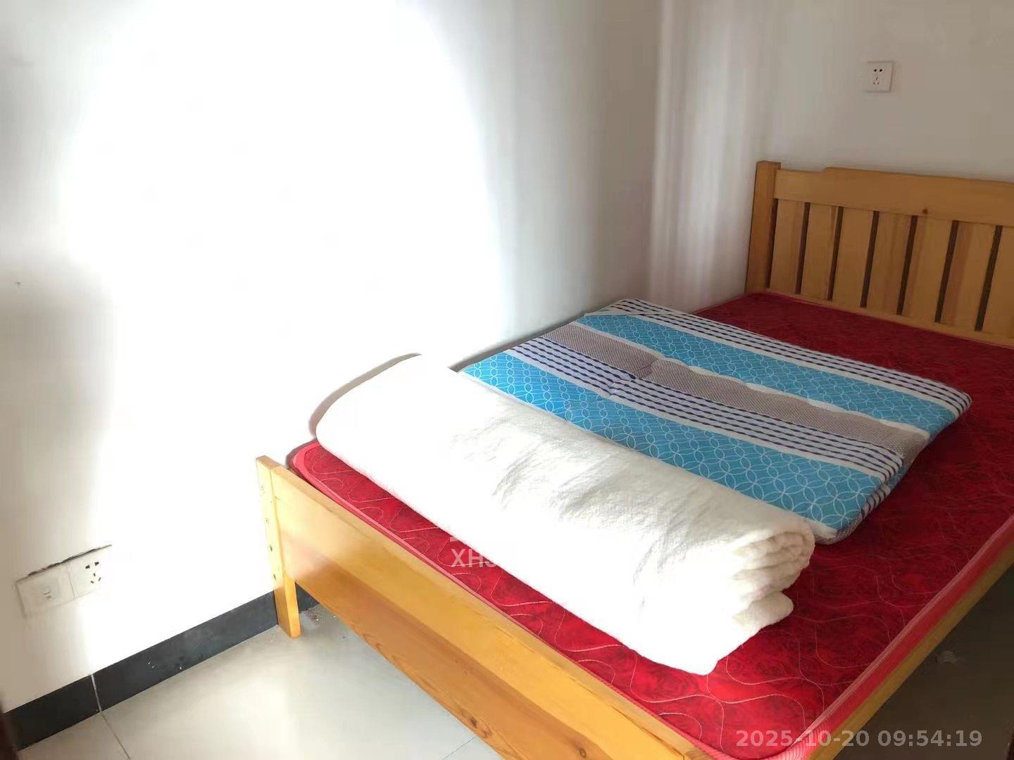 上峰苑（兰亭玥岛）  2室2厅1卫    1800.0元/月室内图