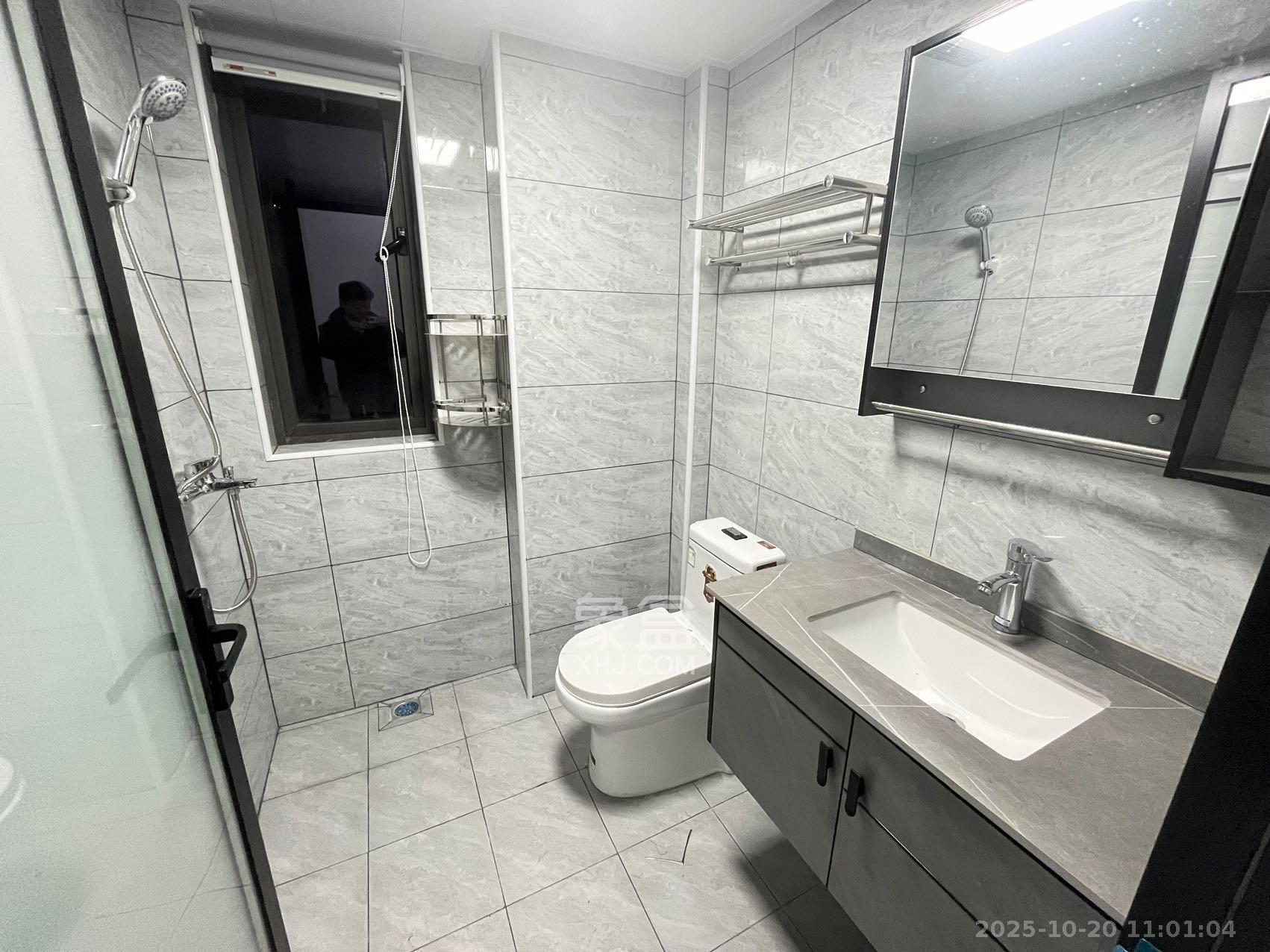 华银南苑融域 3室2厅1卫 3000.0元/月 华银南苑融域 3室2厅1卫 3000.0元/月室内图