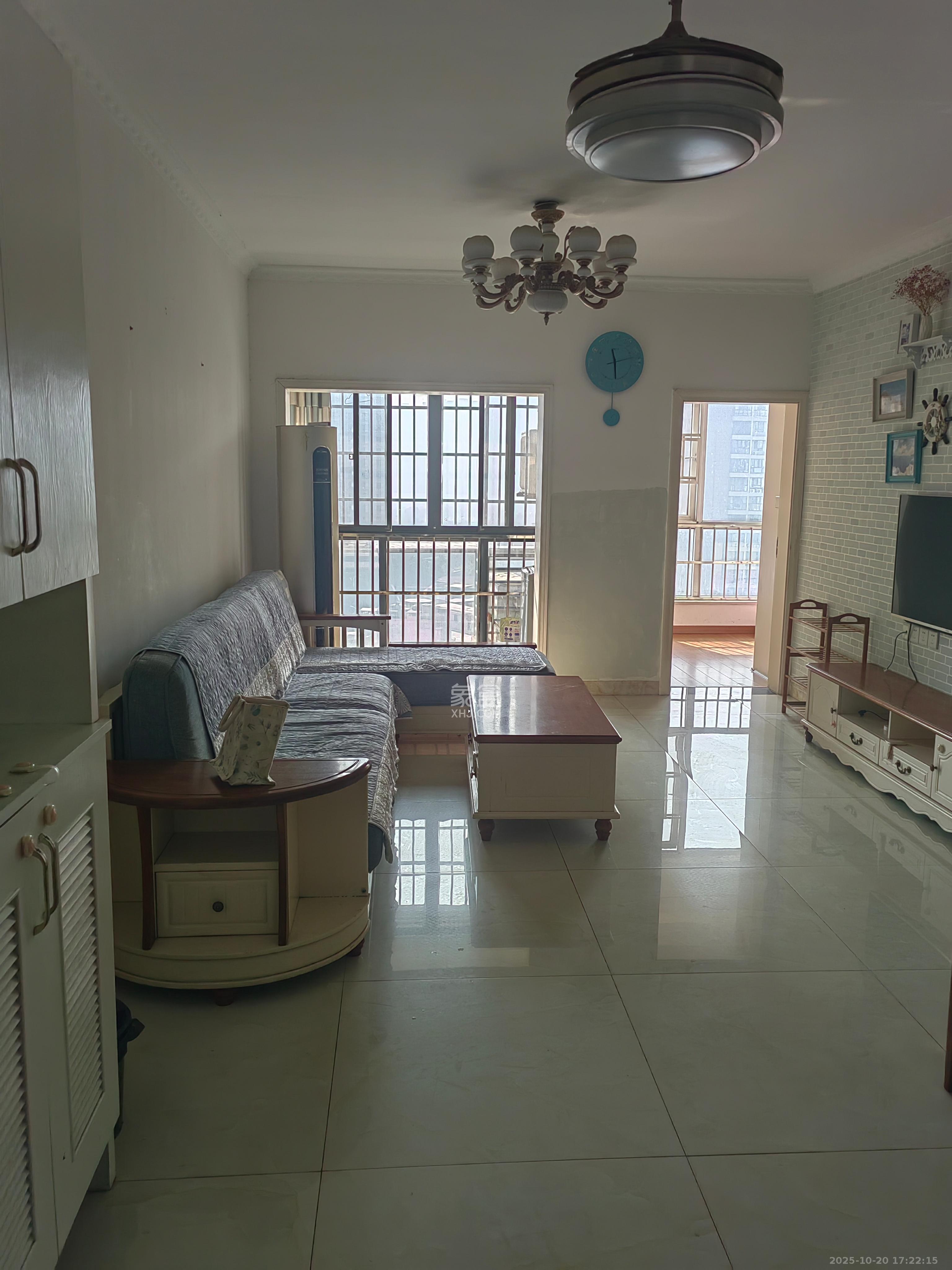 COCO蜜城  3室2厅1卫    2300.0元/月 COCO蜜城  3室2厅1卫    2300.0元/月