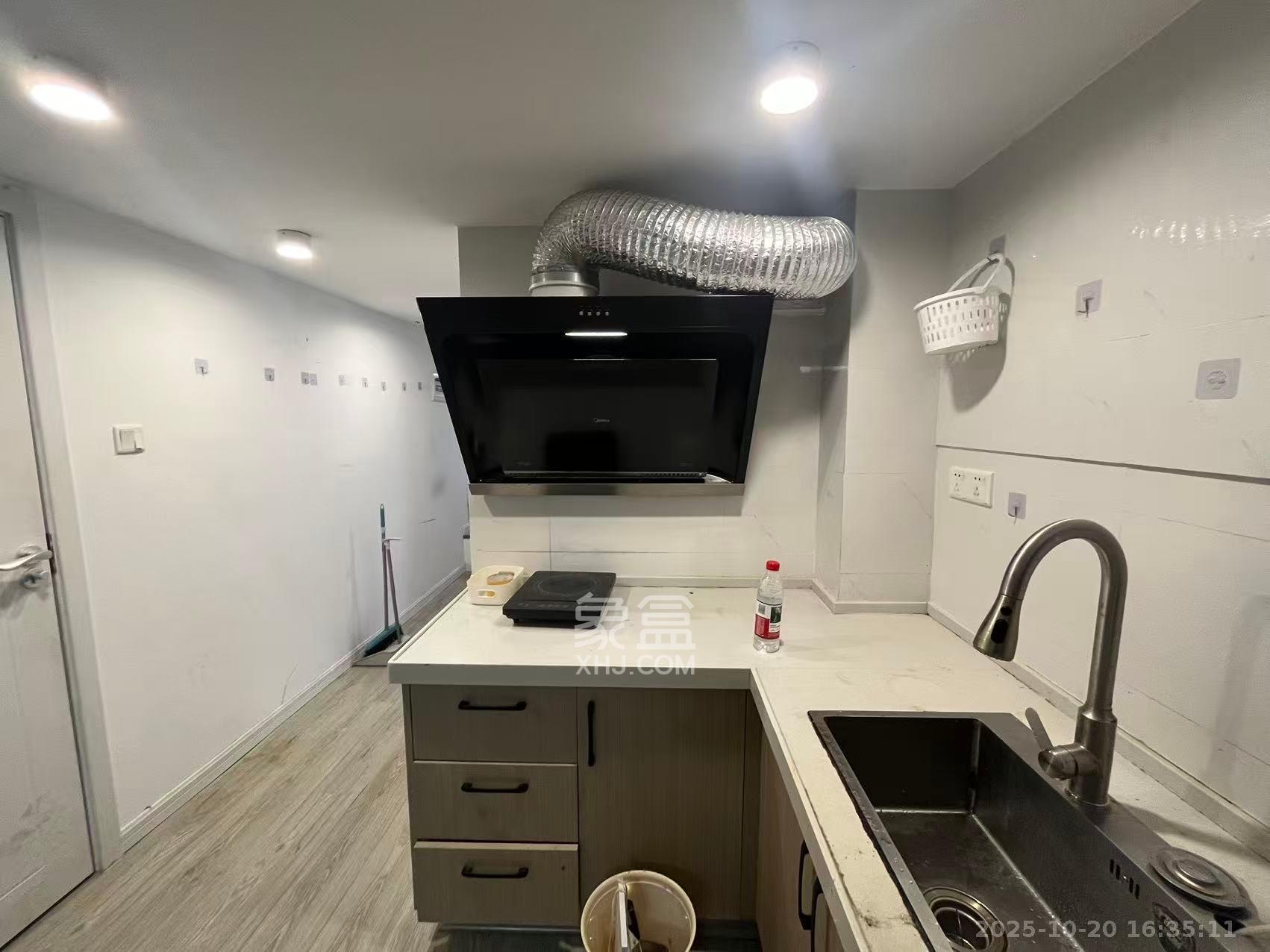 龙湖新壹城 1室1厅1卫 1400.0元/月 龙湖新壹城 1室1厅1卫 1400.0元/月室内图