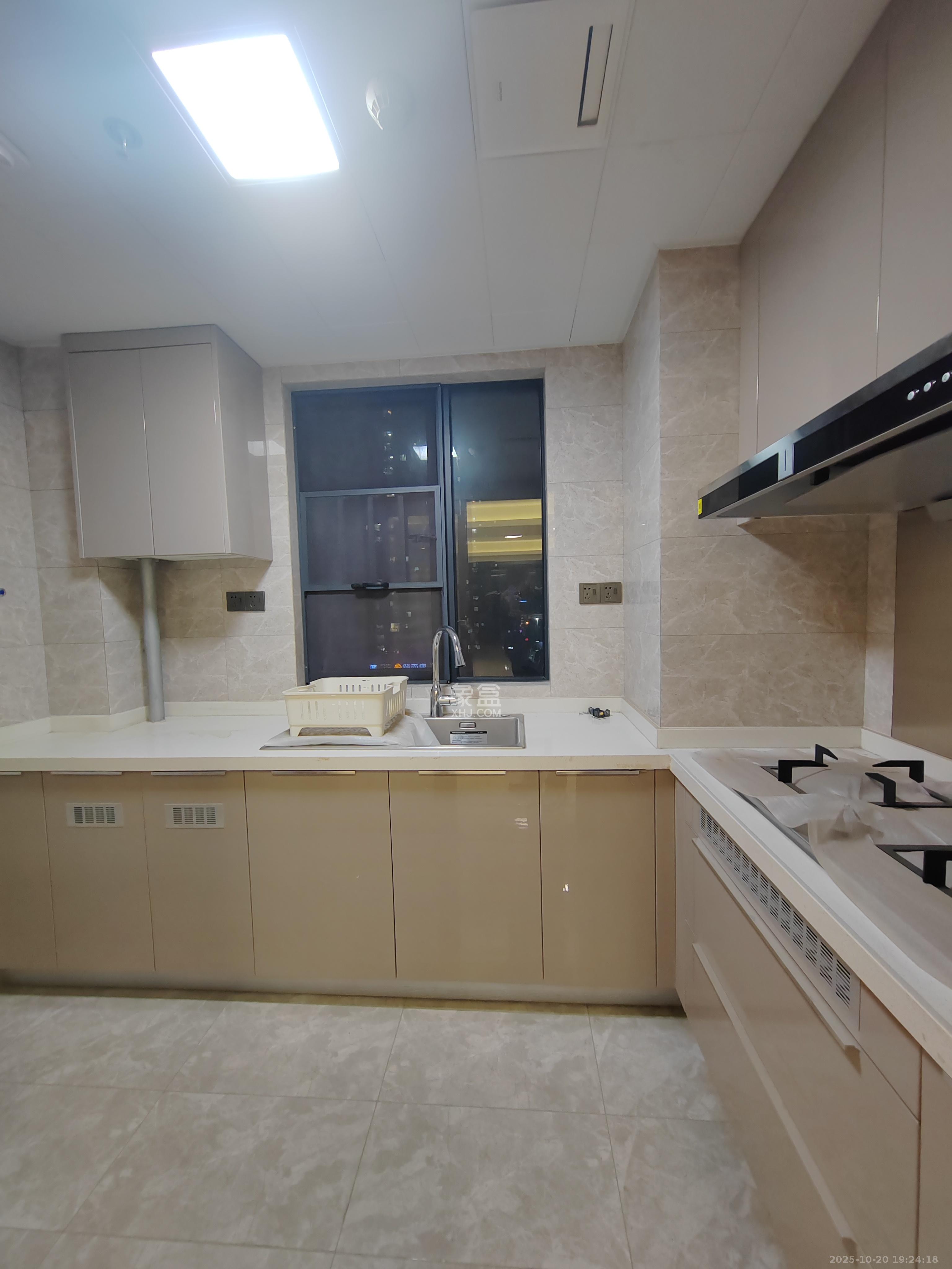 梅溪悦章  4室2厅2卫    3300.0元/月室内图