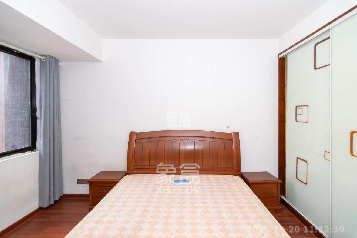 新城国际花都 3室2厅1卫 1800.0元/月 新城国际花都 3室2厅1卫 1800.0元/月室内图