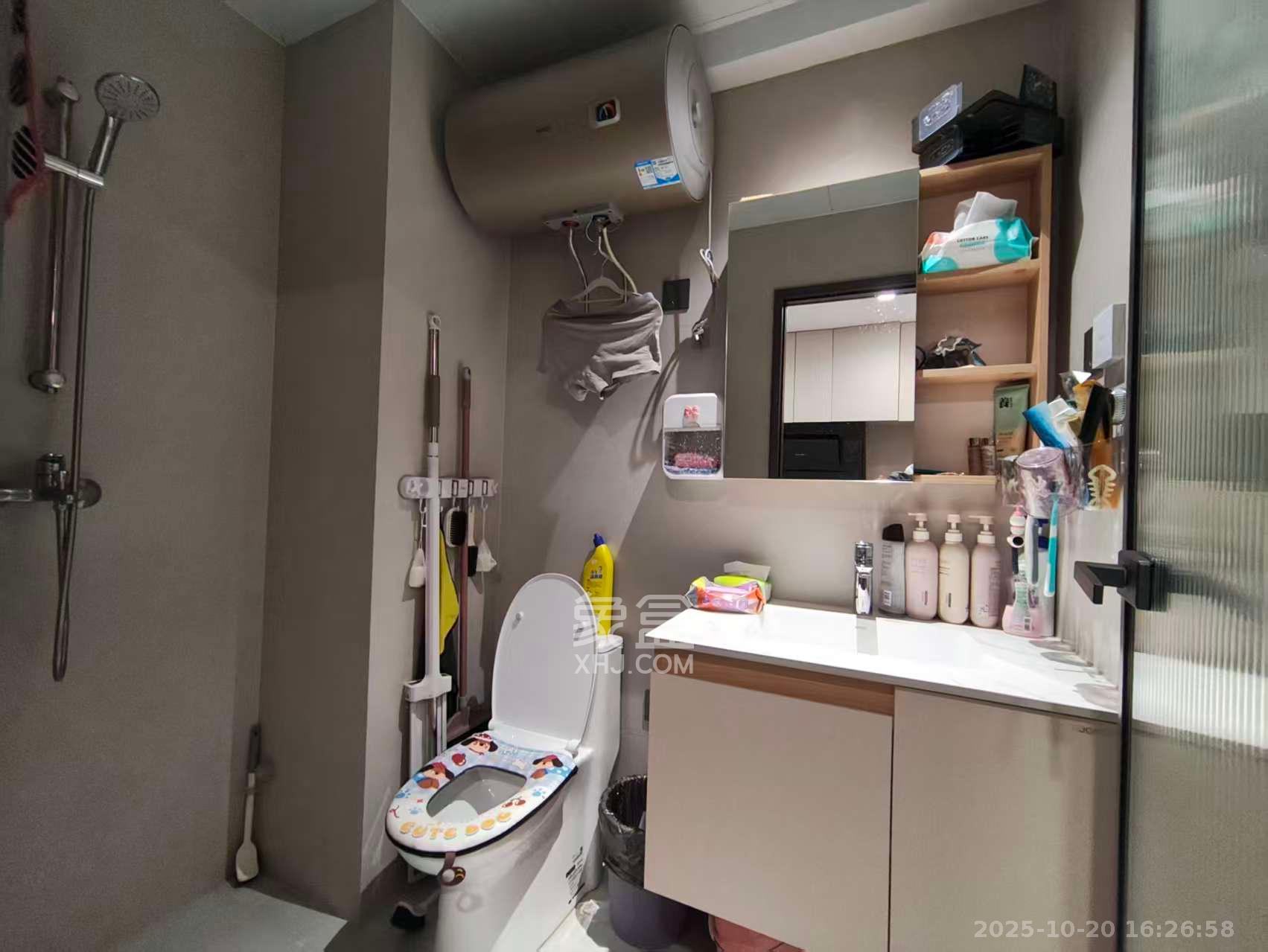 弘阳万侯府 1室0厅1卫 1500.0元/月 弘阳万侯府 1室0厅1卫 1500.0元/月室内图