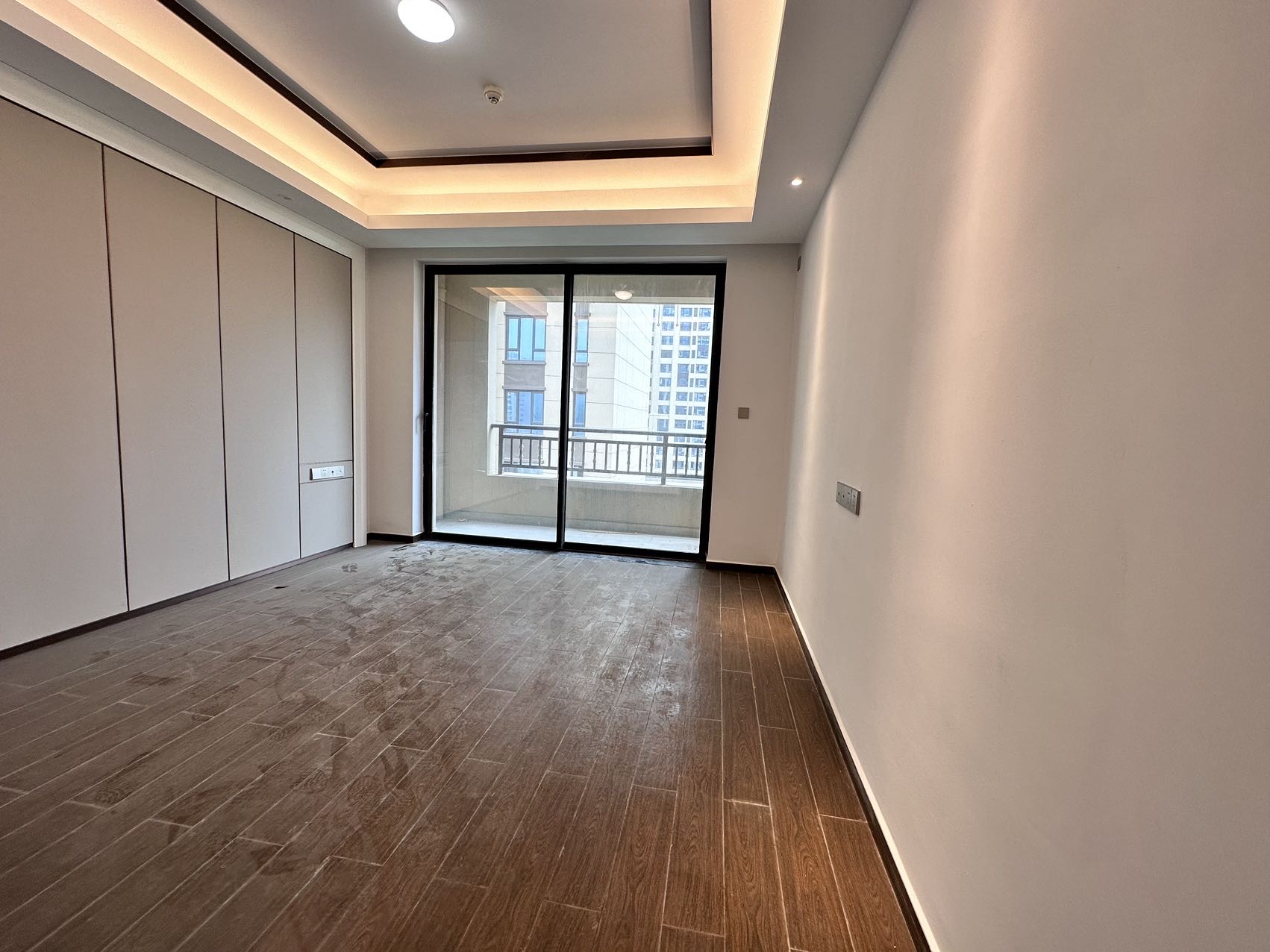 富力首府  4室2厅3卫    7200.0元/月室内图