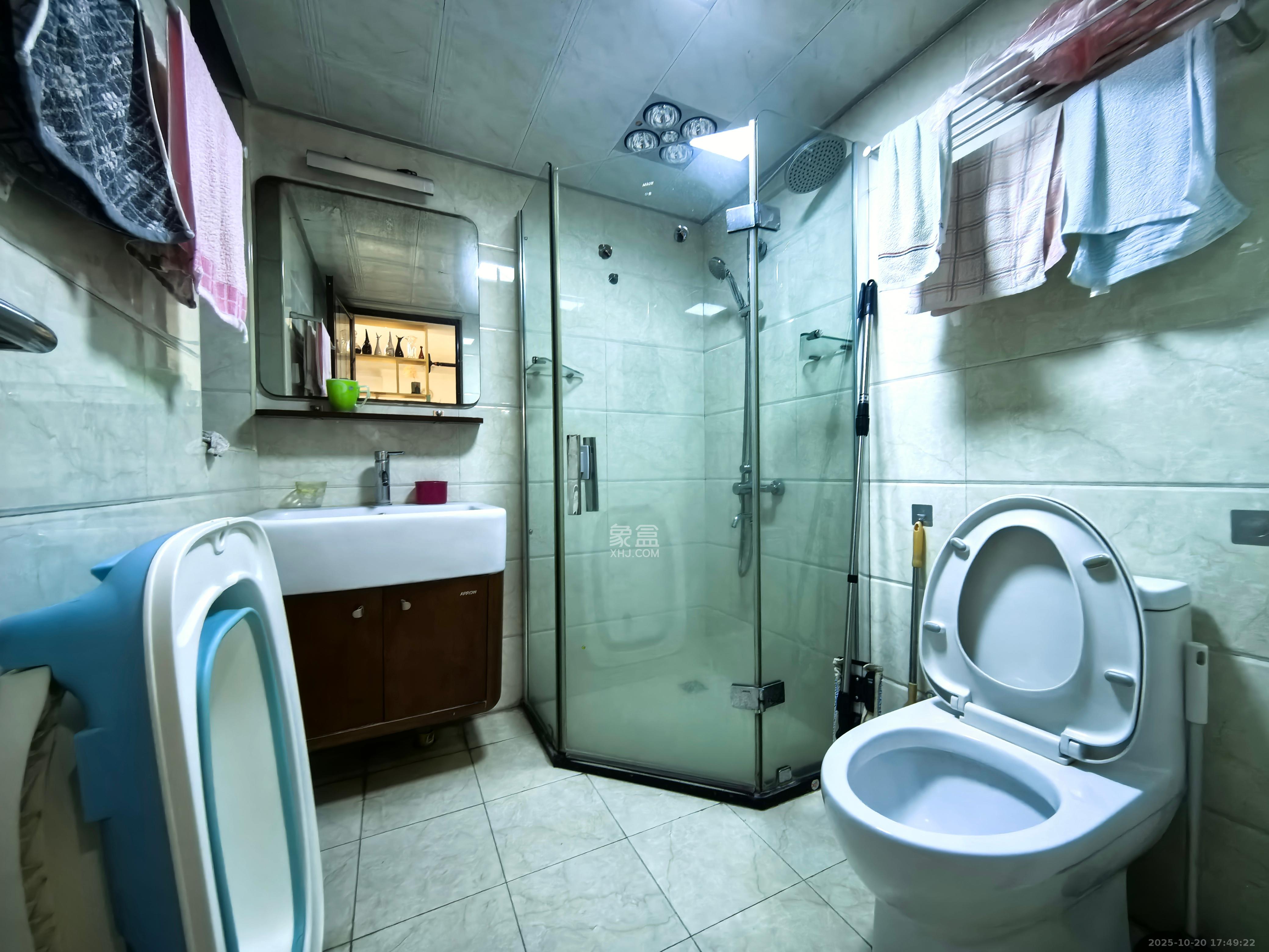 五矿万境水岸一期(万境水岸嘉苑) 3室2厅1卫 2200.0元/月 五矿万境水岸一期(万境水岸嘉苑) 3室2厅1卫 2200.0元/月室内图