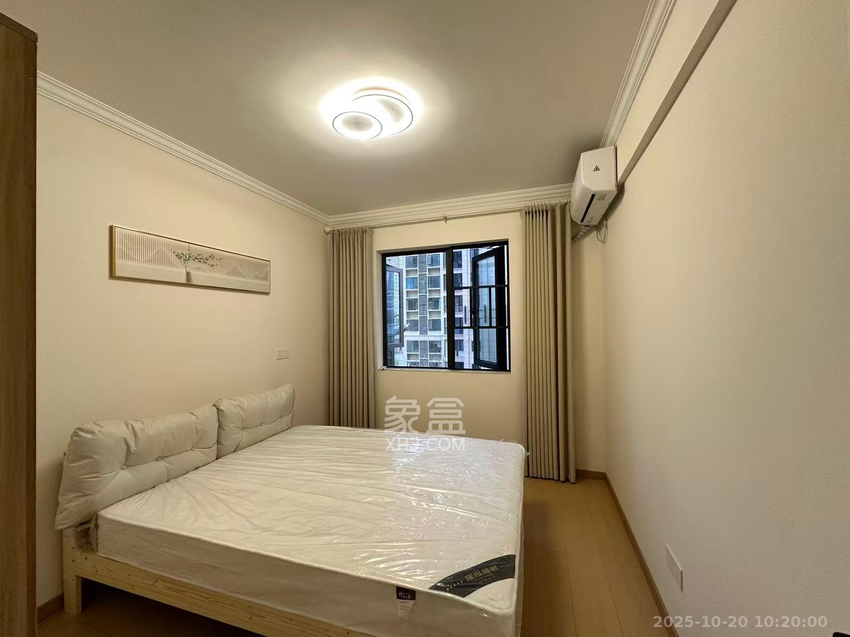 大都汇天悦（保利大都汇三期）  3室2厅2卫    3300.0元/月室内图