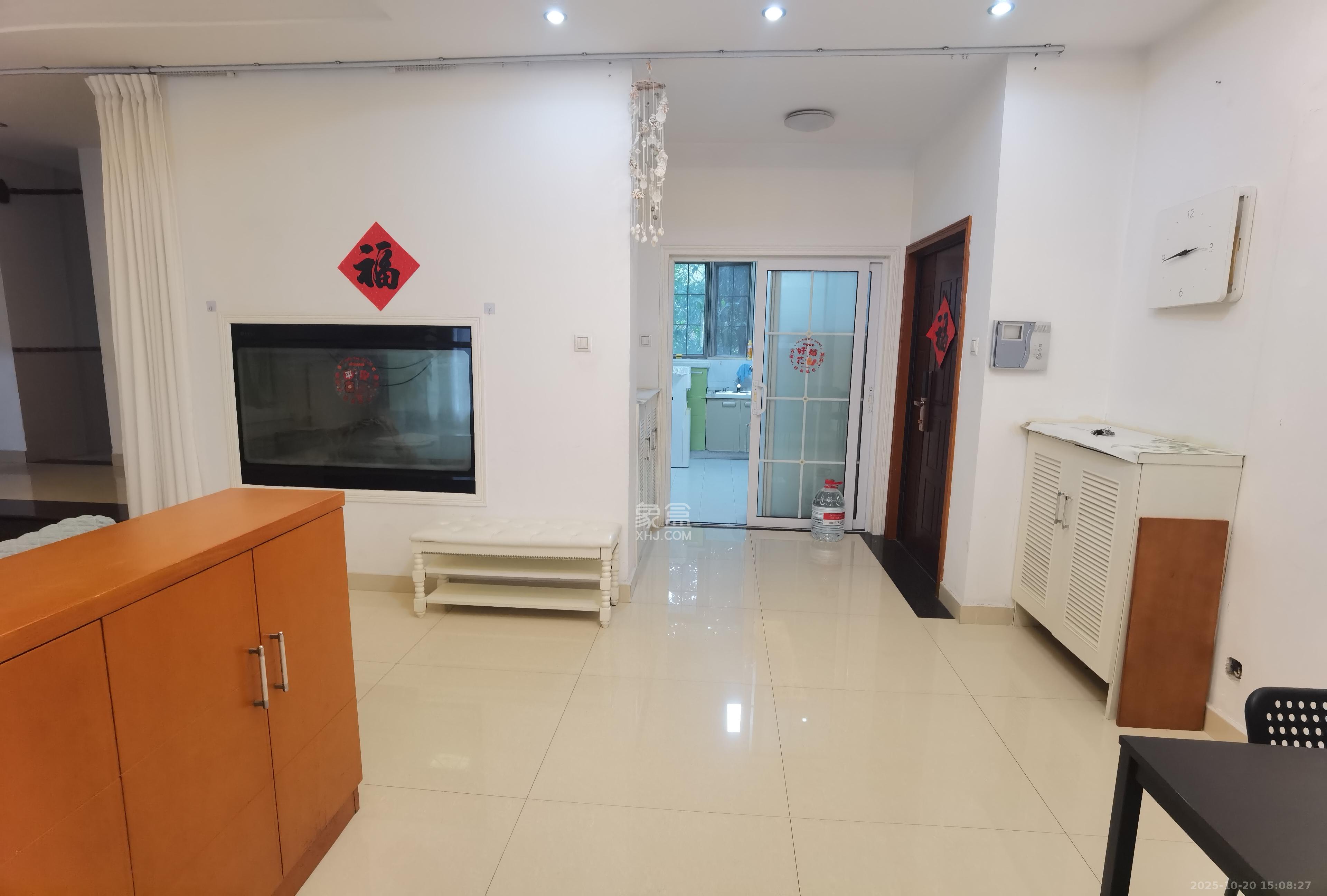 卓越蔚蓝海岸一期 3室2厅2卫 3000.0元/月 卓越蔚蓝海岸一期 3室2厅2卫 3000.0元/月室内图