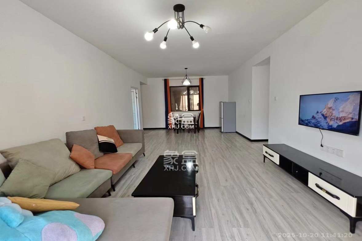 新新花园  3室2厅2卫    2300.0元/月 新新花园  3室2厅2卫    2300.0元/月室内图1