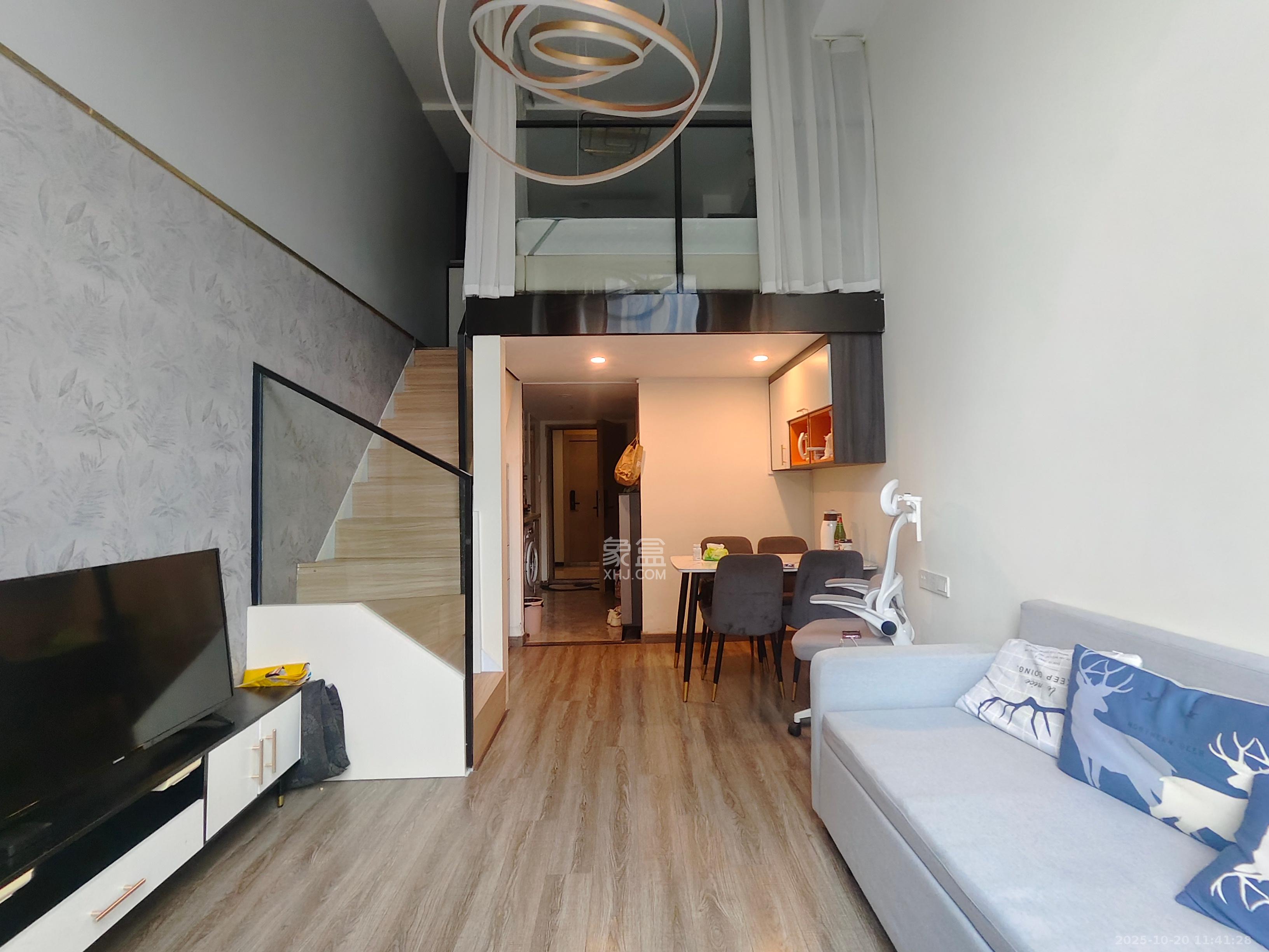 卓越浅水湾  1室1厅1卫    1750.0元/月室内图