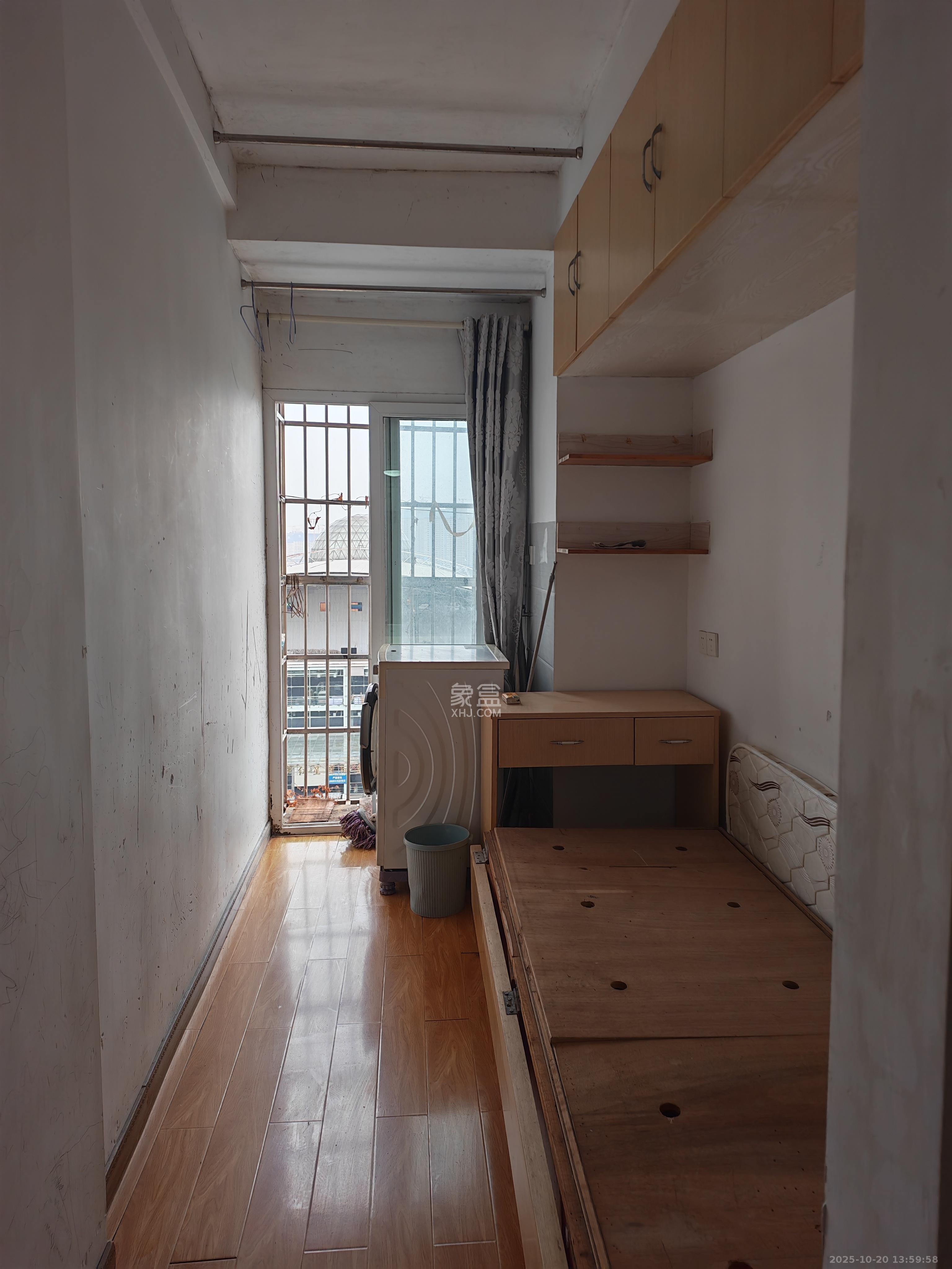 红区抽屉 2室1厅1卫 1600.0元/月 红区抽屉 2室1厅1卫 1600.0元/月室内图