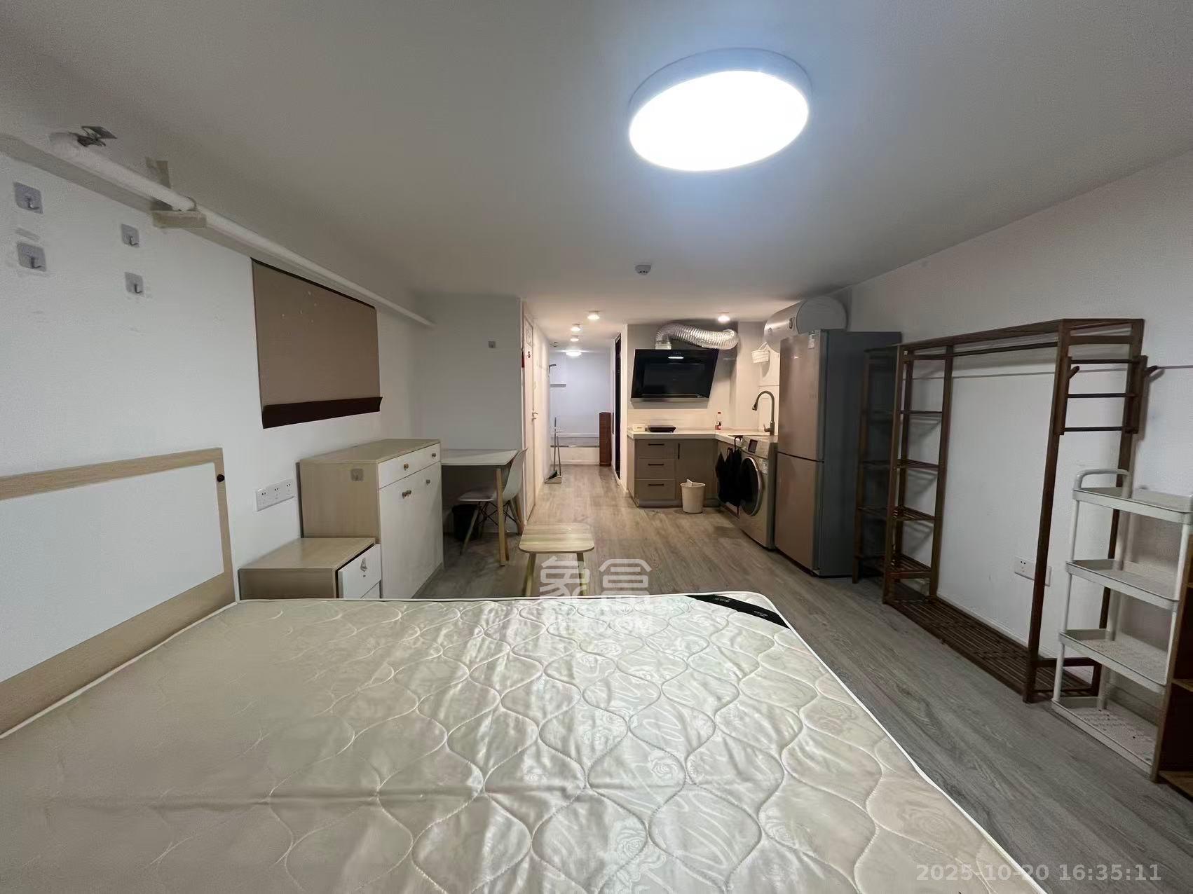 龙湖新壹城 1室1厅1卫 1400.0元/月 龙湖新壹城 1室1厅1卫 1400.0元/月室内图