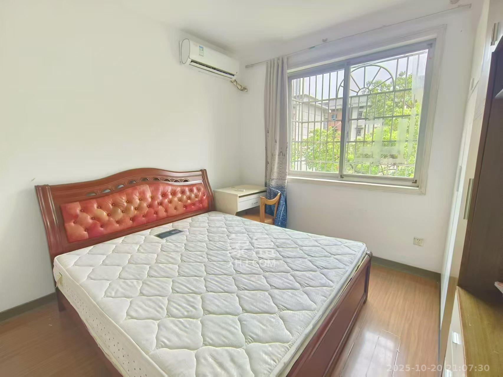 人造板厂宿舍（新河北堤1号）  3室2厅1卫    2100.0元/月室内图