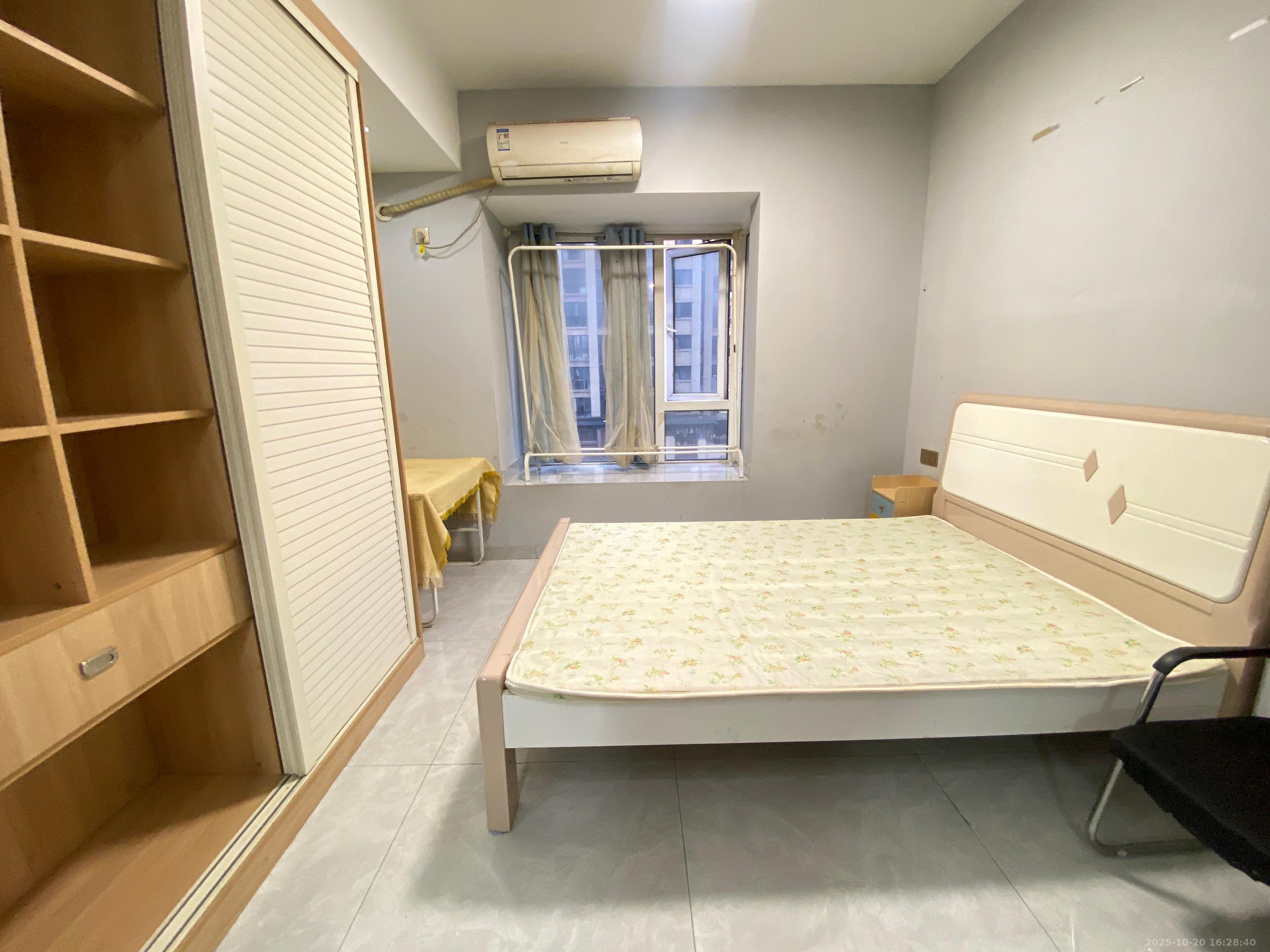 芙蓉万国城MOMA(卓越汇富苑) 1室0厅0卫 1300.0元/月 芙蓉万国城MOMA(卓越汇富苑) 1室0厅0卫 1300.0元/月室内图