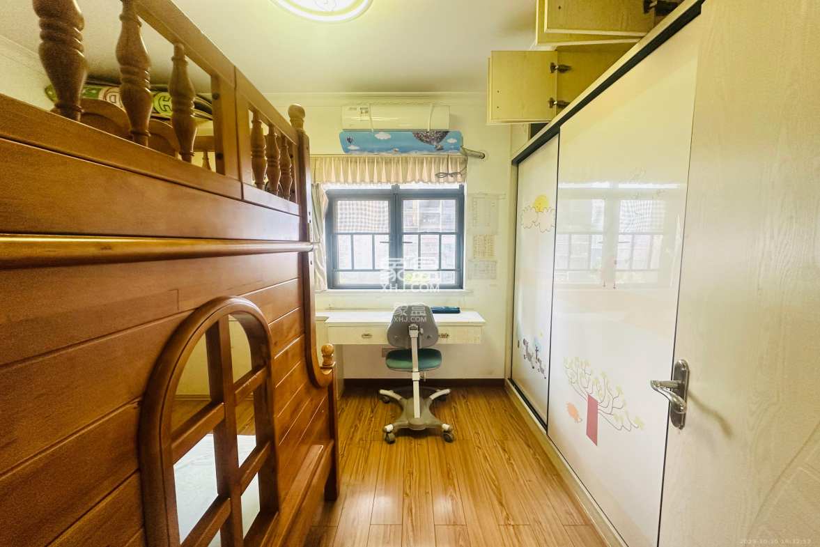 中国铁建国际城二期  3室2厅1卫    1800.0元/月 中国铁建国际城二期  3室2厅1卫    1800.0元/月室内图