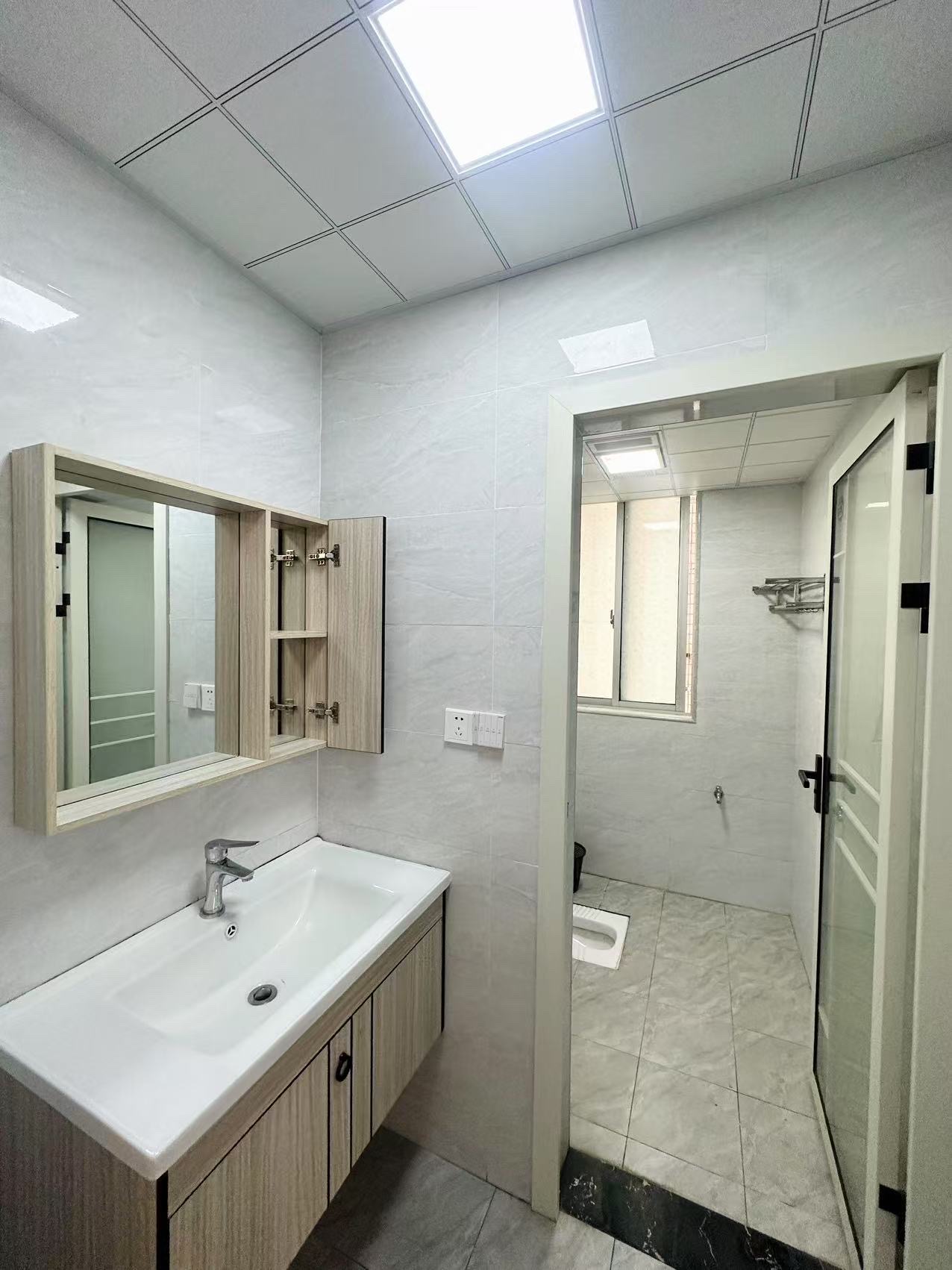 仁济新村 1室0厅0卫 2680.0元/月 仁济新村 1室0厅0卫 2680.0元/月室内图