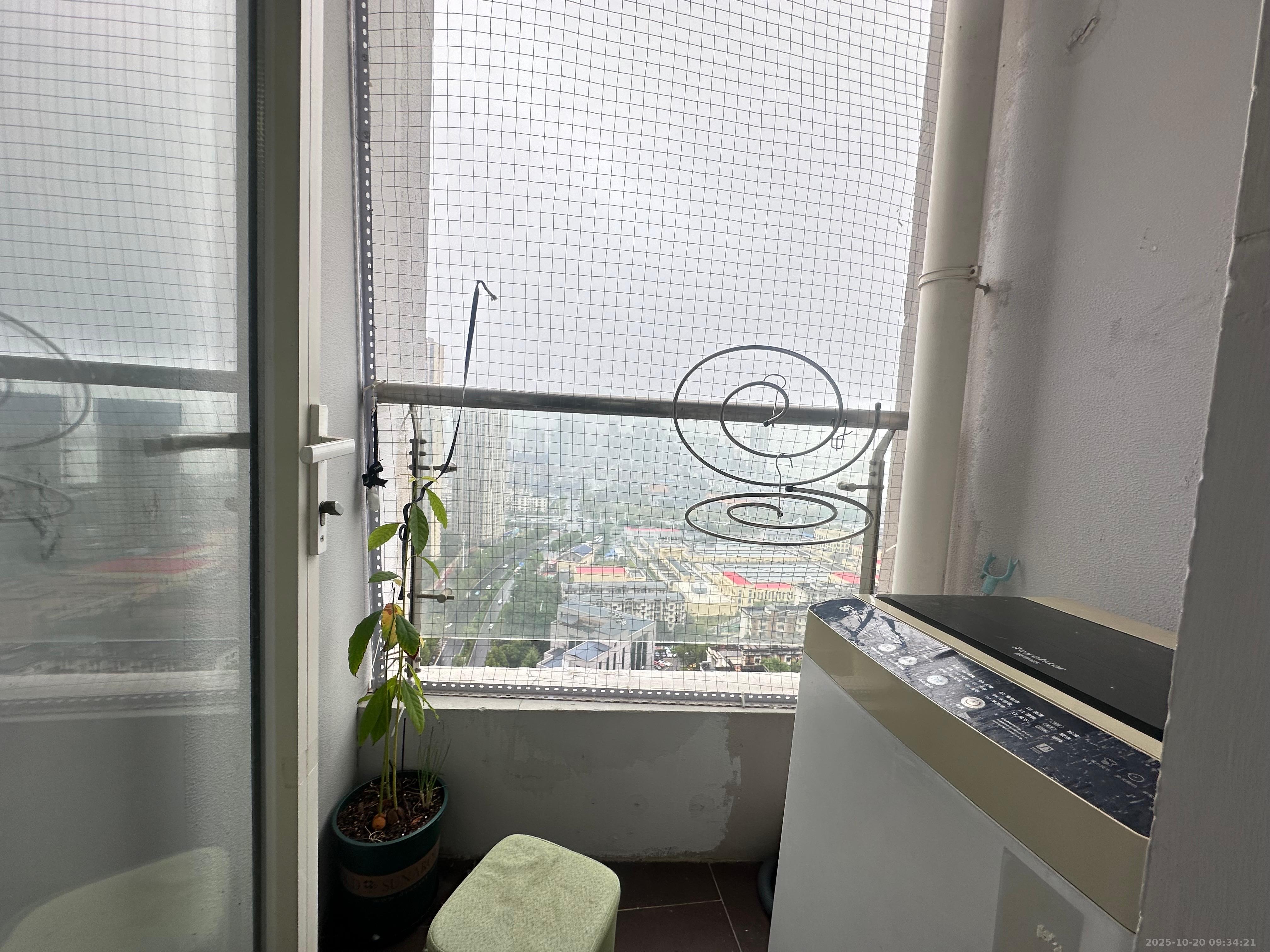 北辰三角洲E5区  1室1厅1卫    2500.0元/月室内图