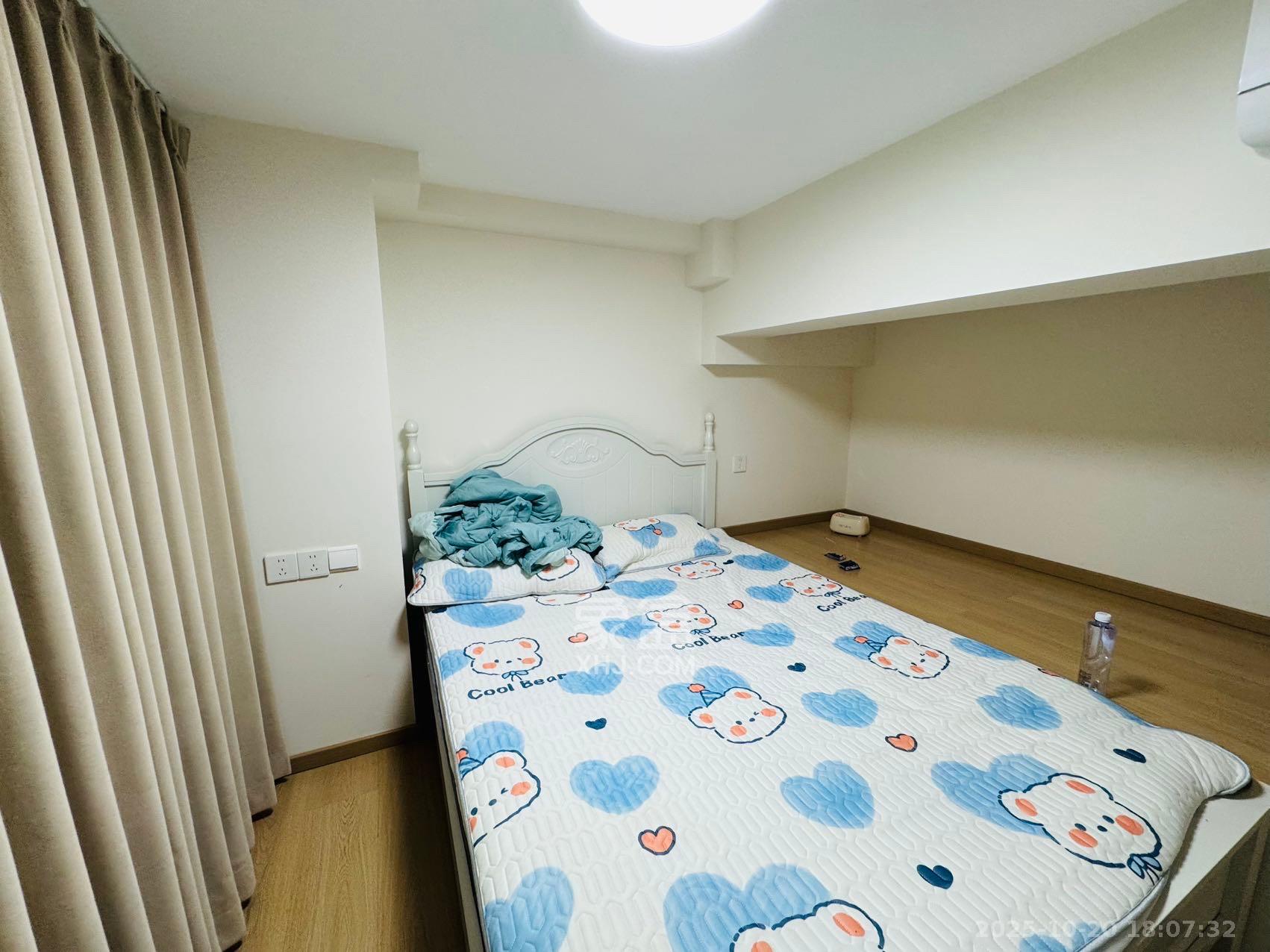 龙湖铂金岛  2室1厅1卫    2500.0元/月室内图