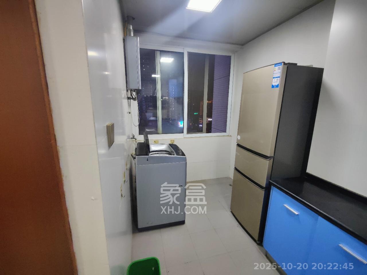 星蓝湾  2室2厅1卫    2500.0元/月室内图