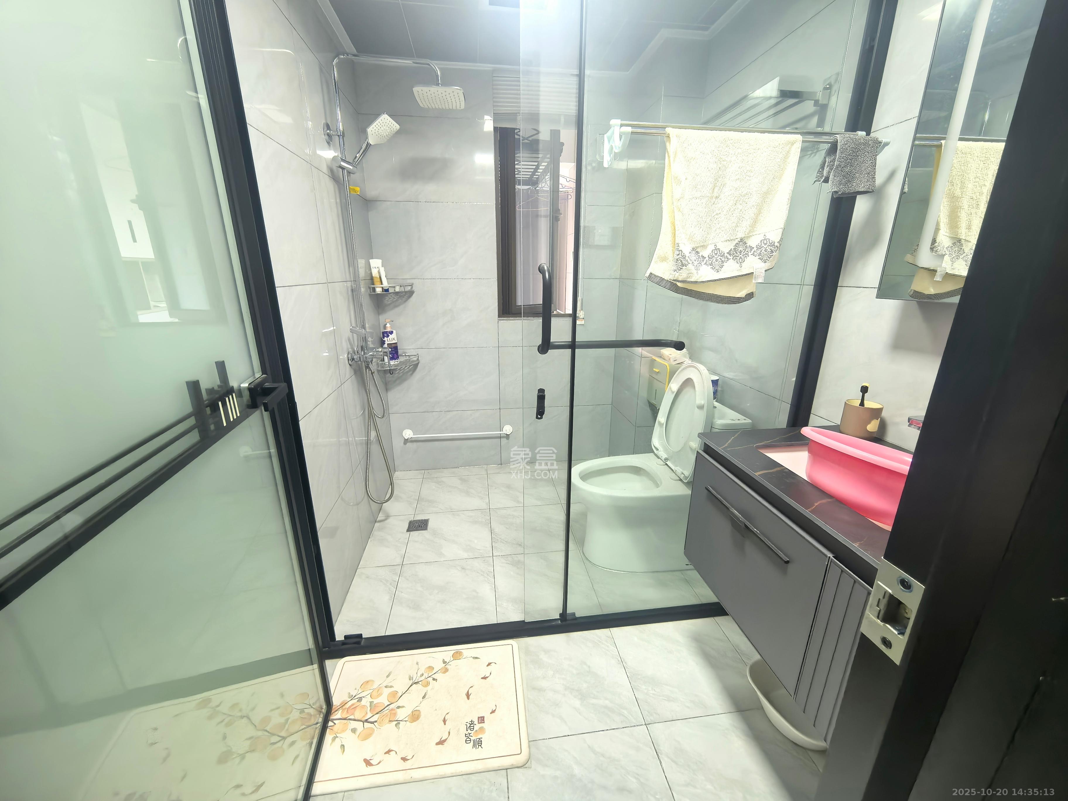 大唐印象三期御玺 3室2厅2卫 3500.0元/月 大唐印象三期御玺 3室2厅2卫 3500.0元/月室内图