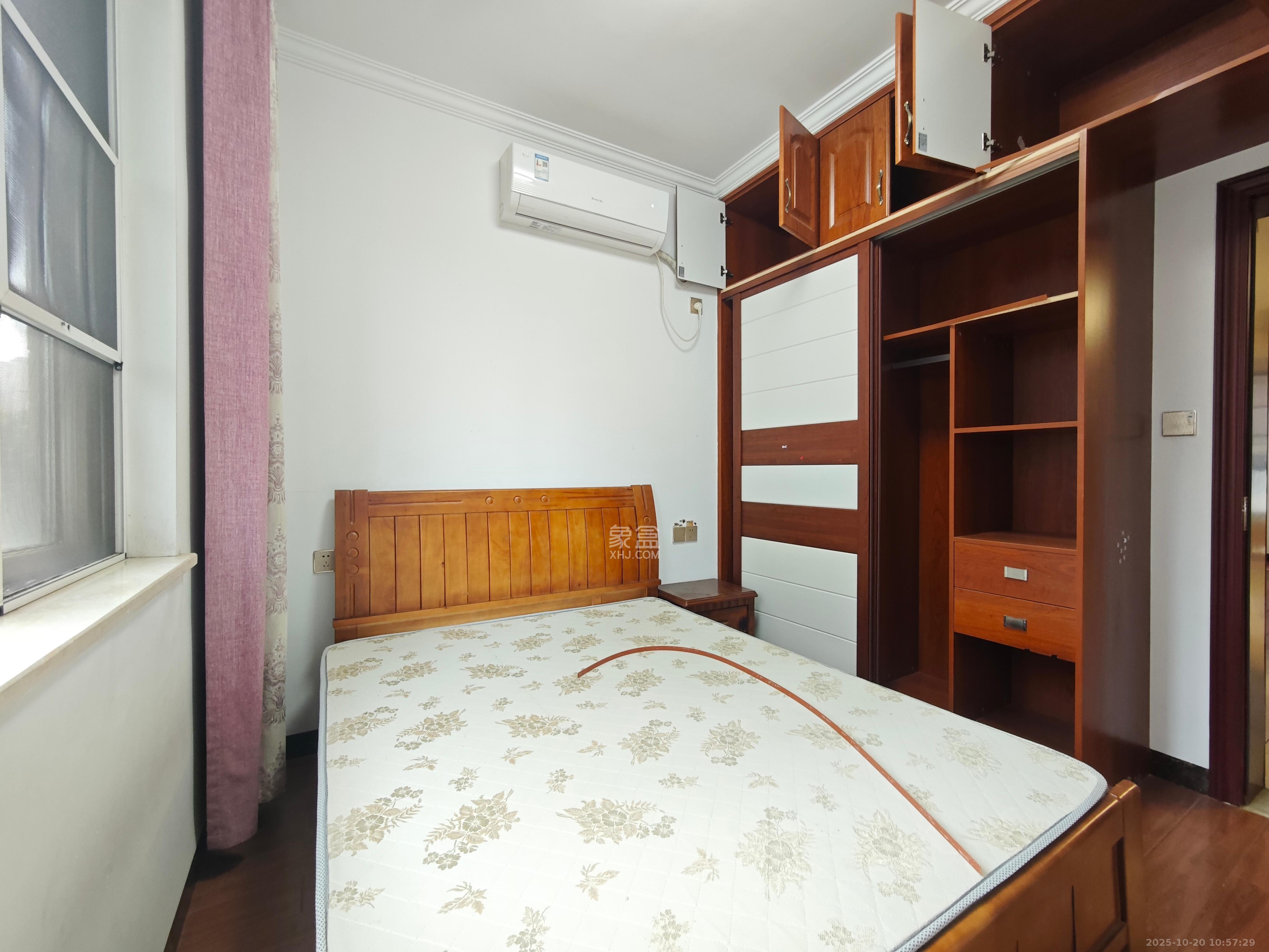 五矿万境水岸五期(五矿万境水岸文苑) 3室2厅2卫 2300.0元/月 五矿万境水岸五期(五矿万境水岸文苑) 3室2厅2卫 2300.0元/月室内图