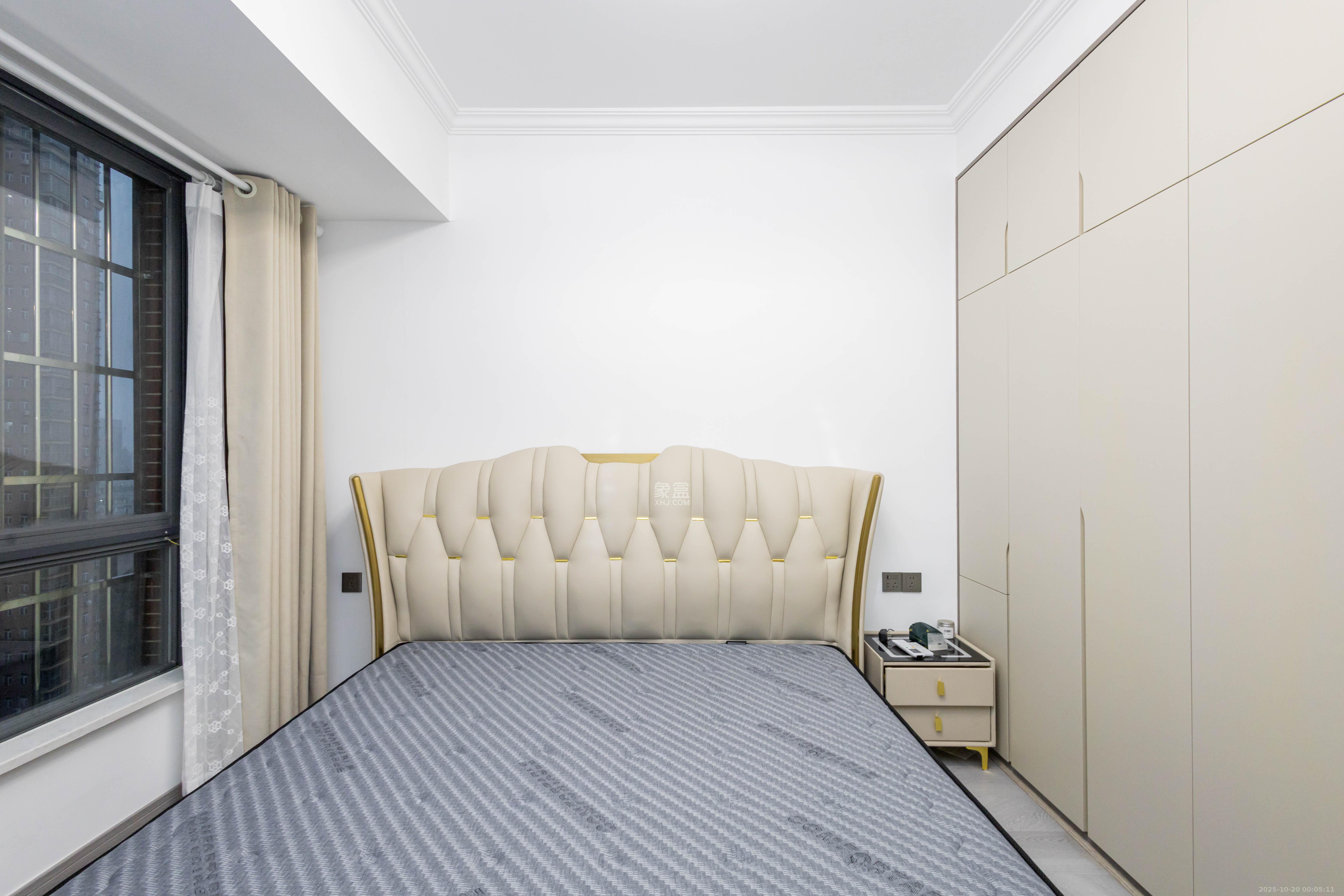 海德公园  4室2厅1卫    79.8万卧室