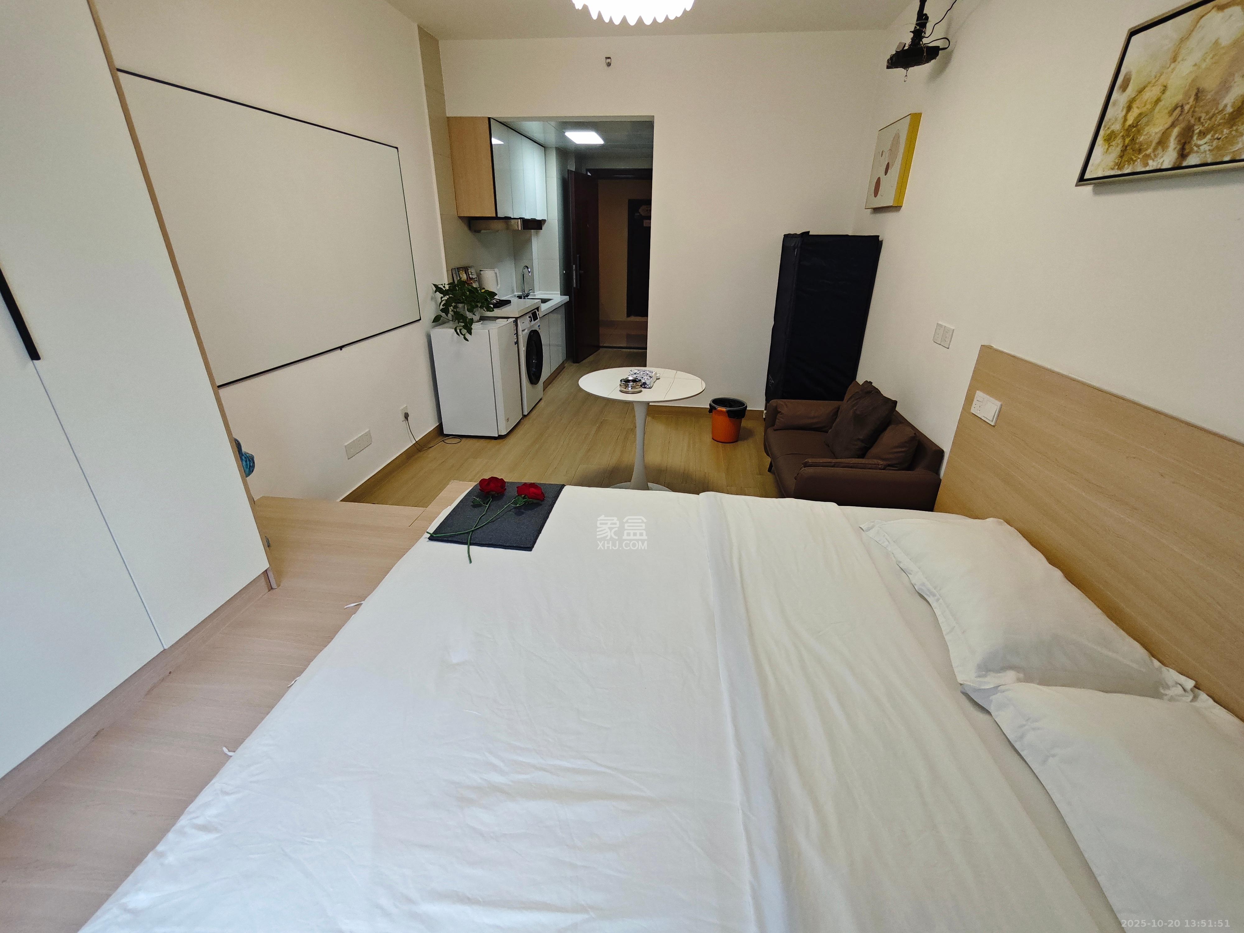 碧桂园城市之光  1室1厅1卫    1500.0元/月室内图